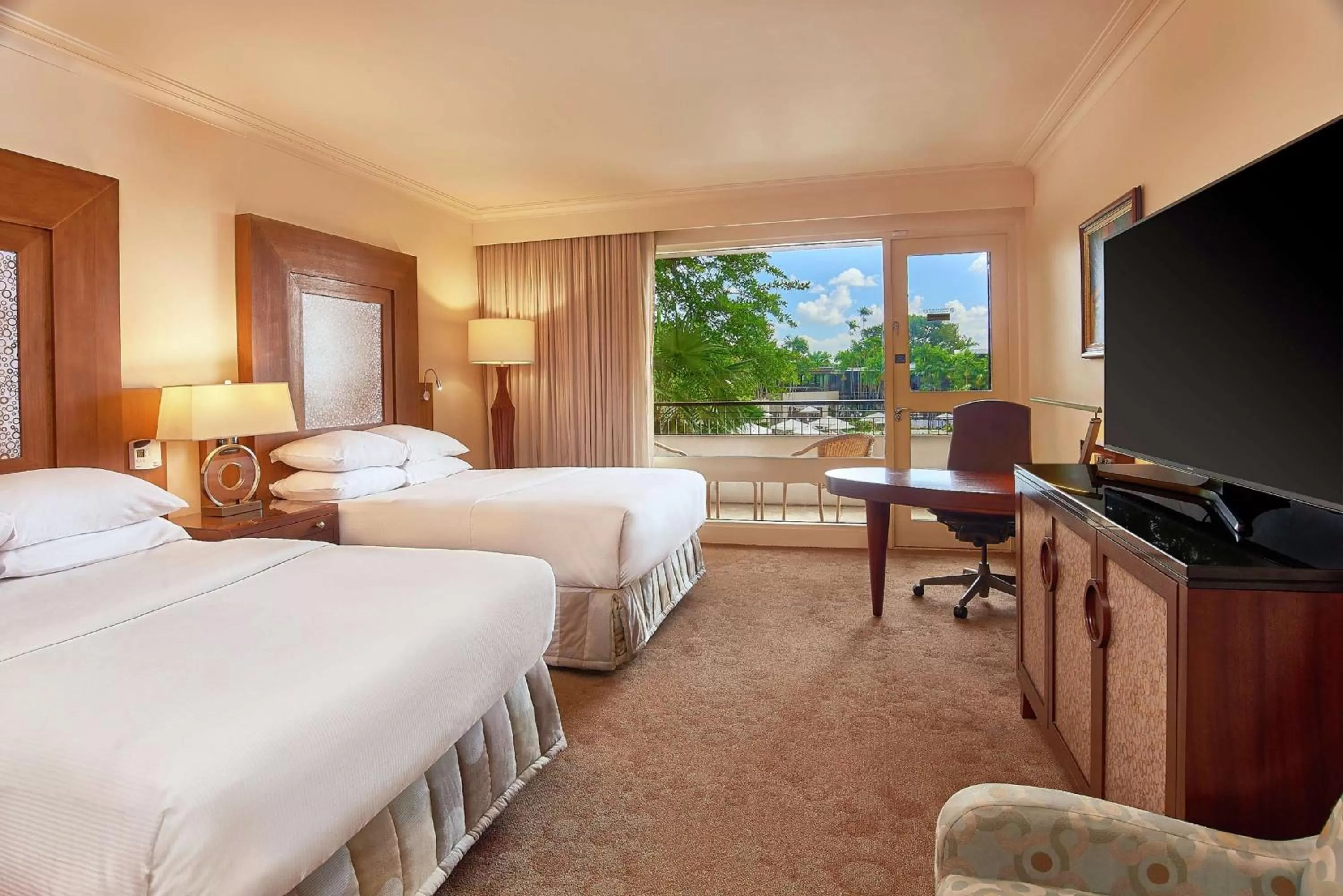 Bedroom, Bed in Hilton Trinidad & Conference Centre