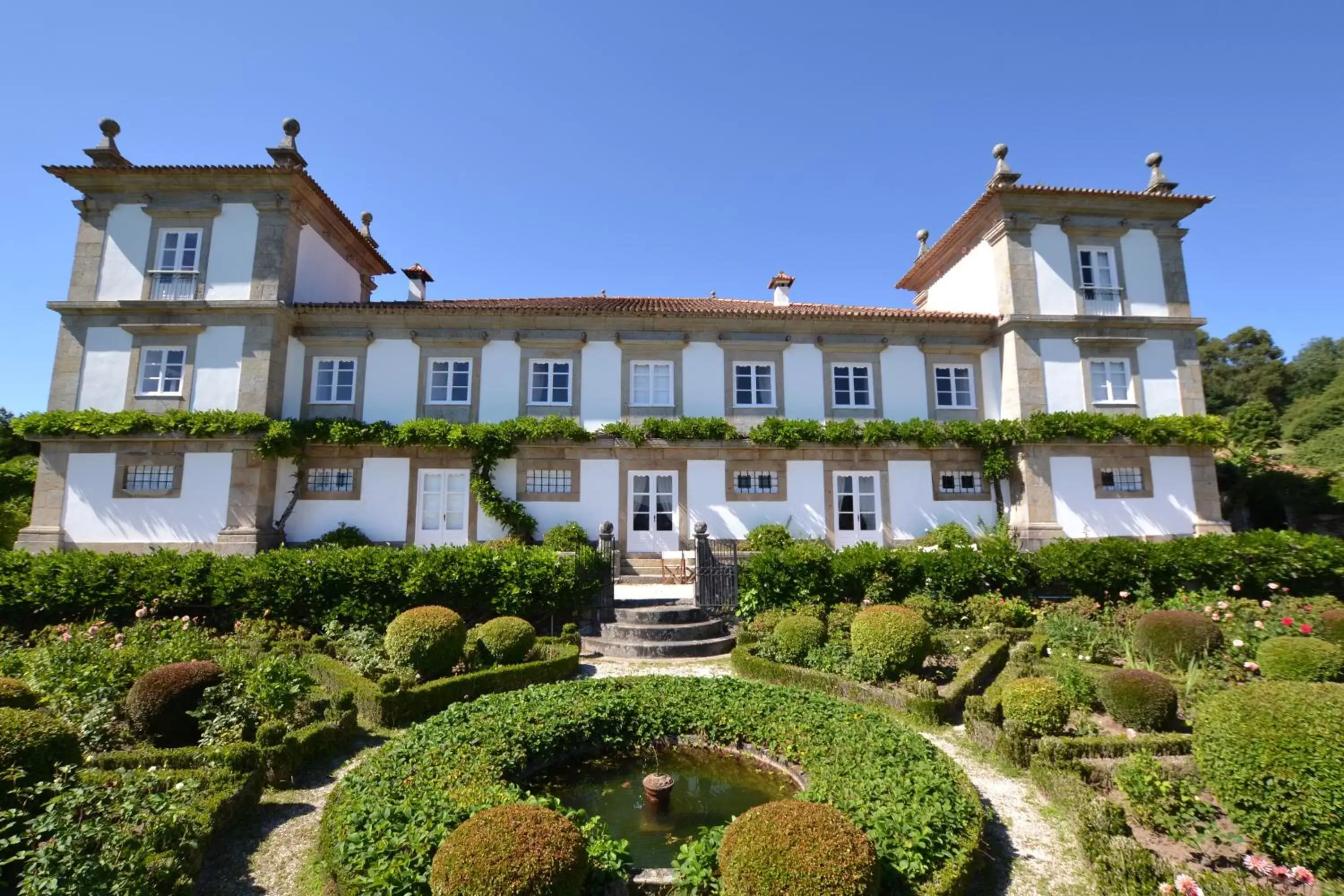 Facade/entrance, Property Building in Paço de Calheiros - Turismo de Habitação