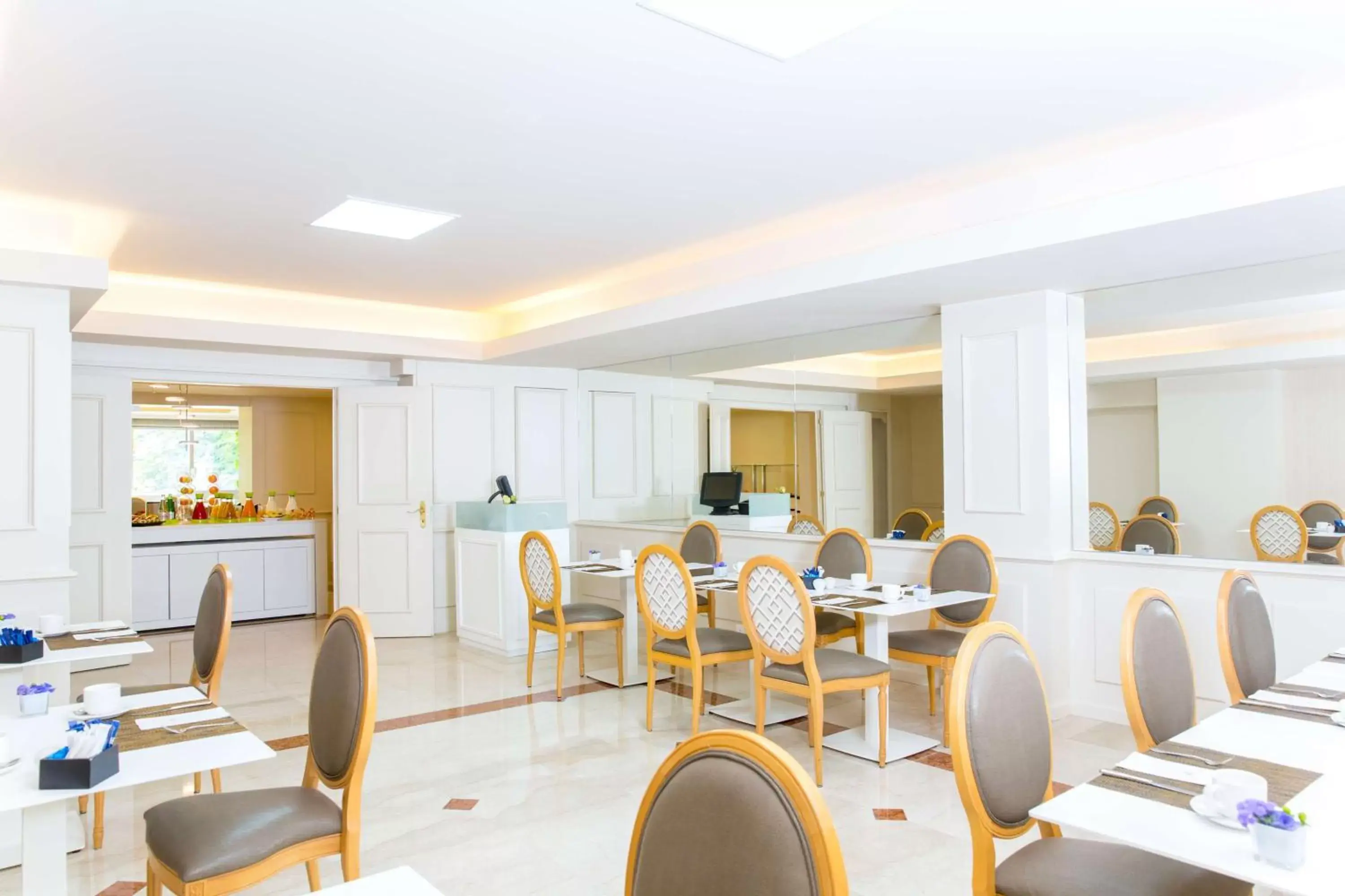 Restaurant/places to eat in Geneva by Fassbind Restaurant/places to eat in Geneva by Fassbind