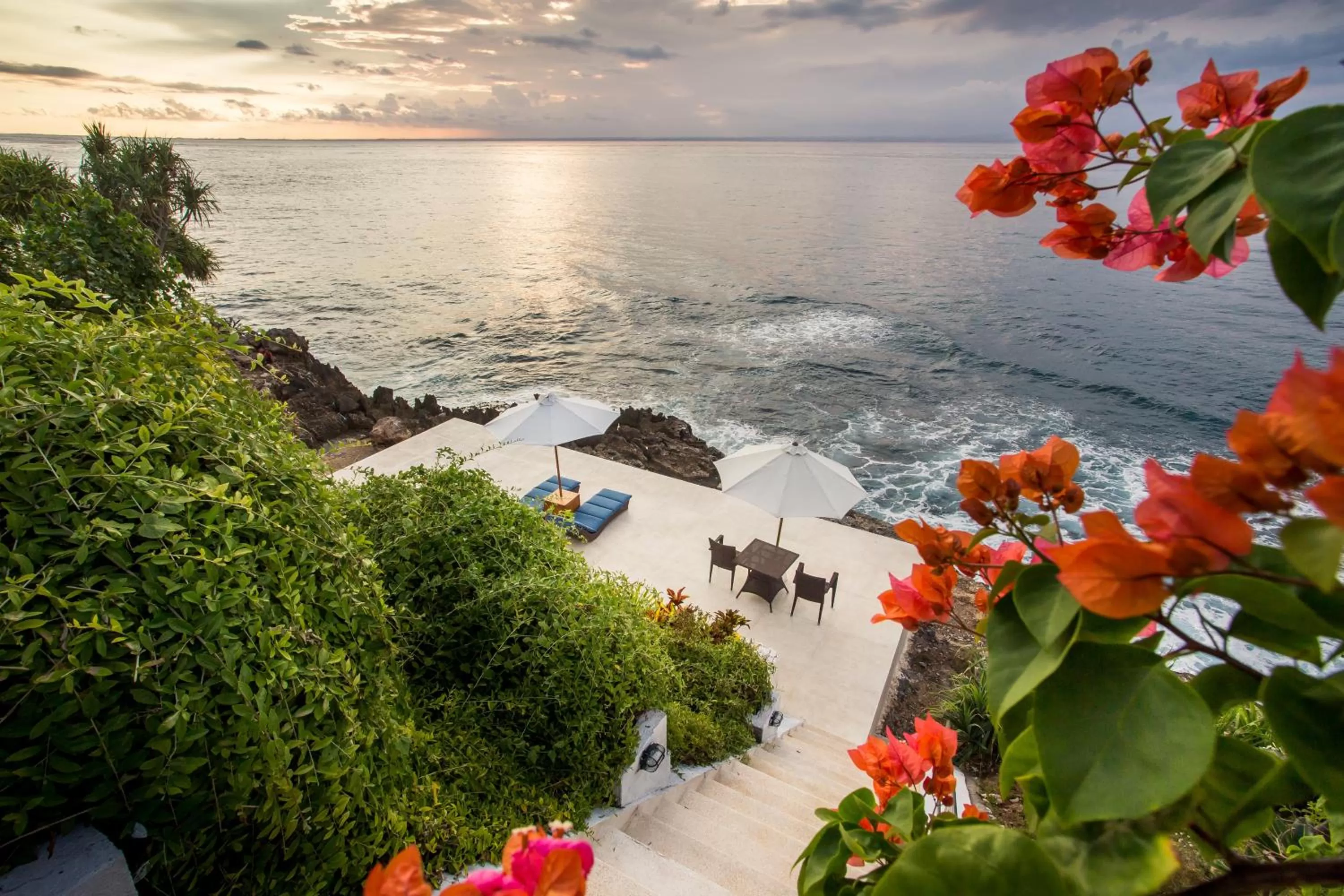 Sea view in The Point Resort Lembongan