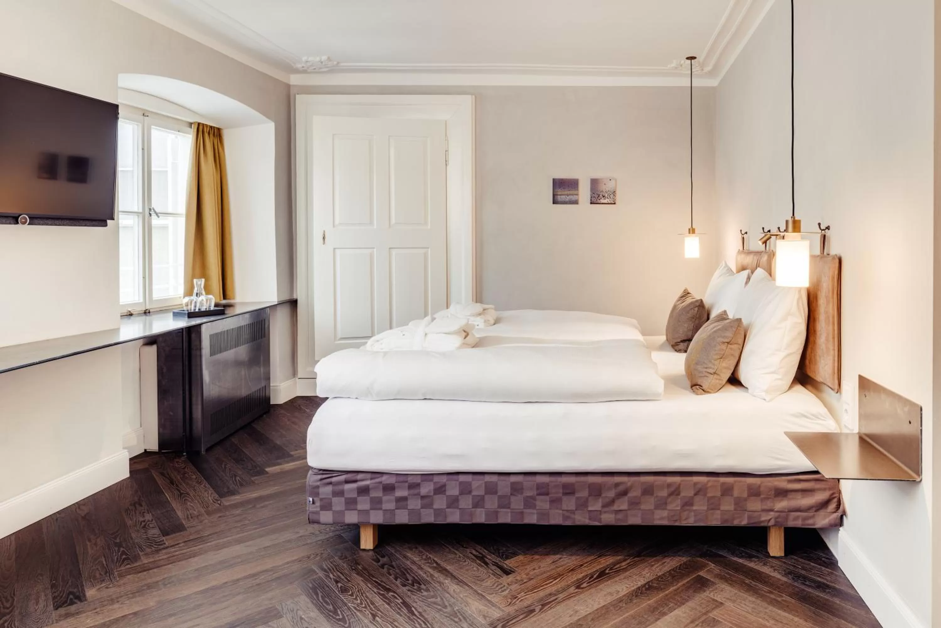 Photo of the whole room, Bed in Boutique Hotel das TSCHOFEN