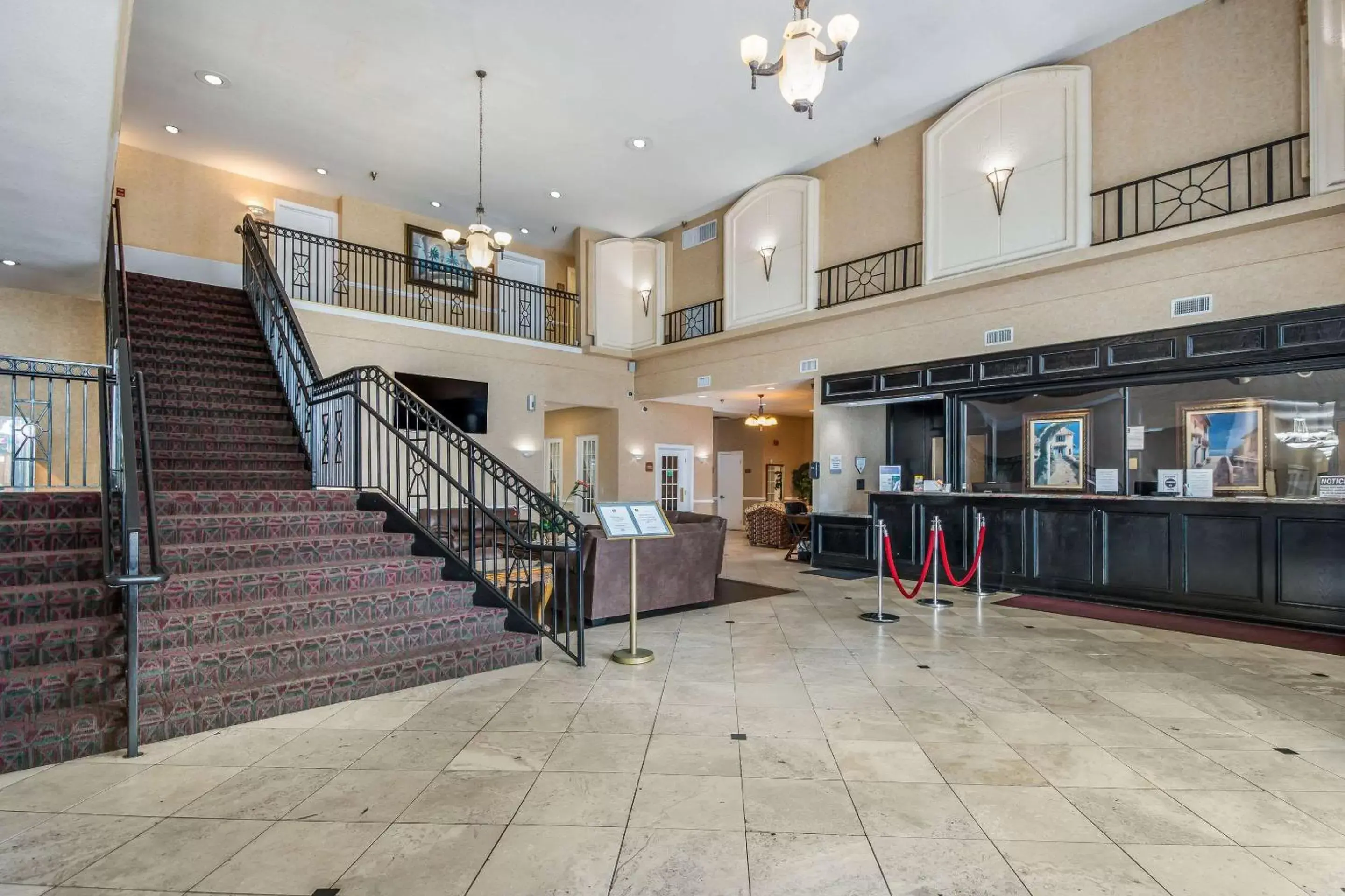 Lobby or reception, Lobby/Reception in Clarion Inn & Suites Central Clearwater Beach