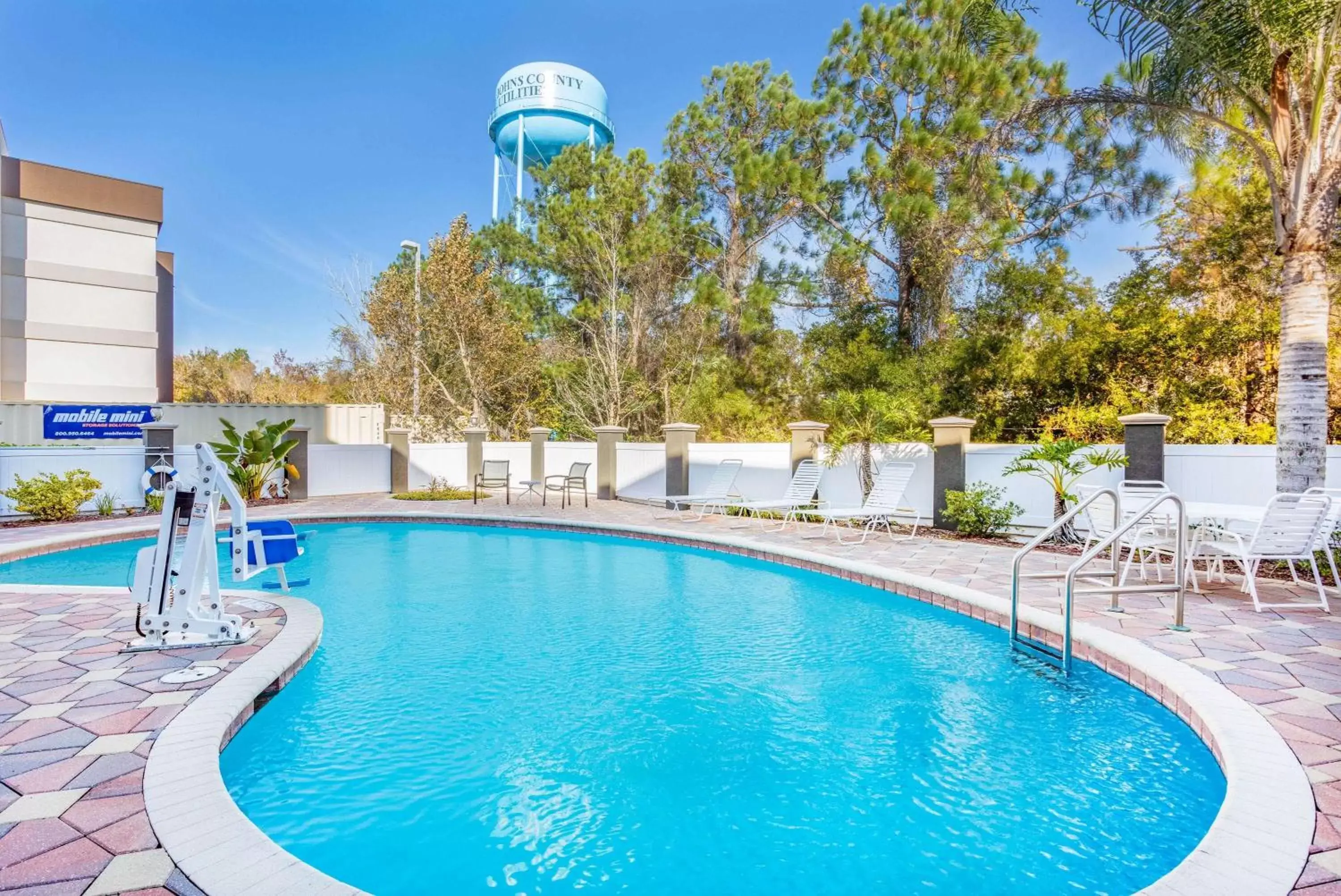 On site, Swimming Pool in La Quinta Inn & Suites by Wyndham St. Augustine