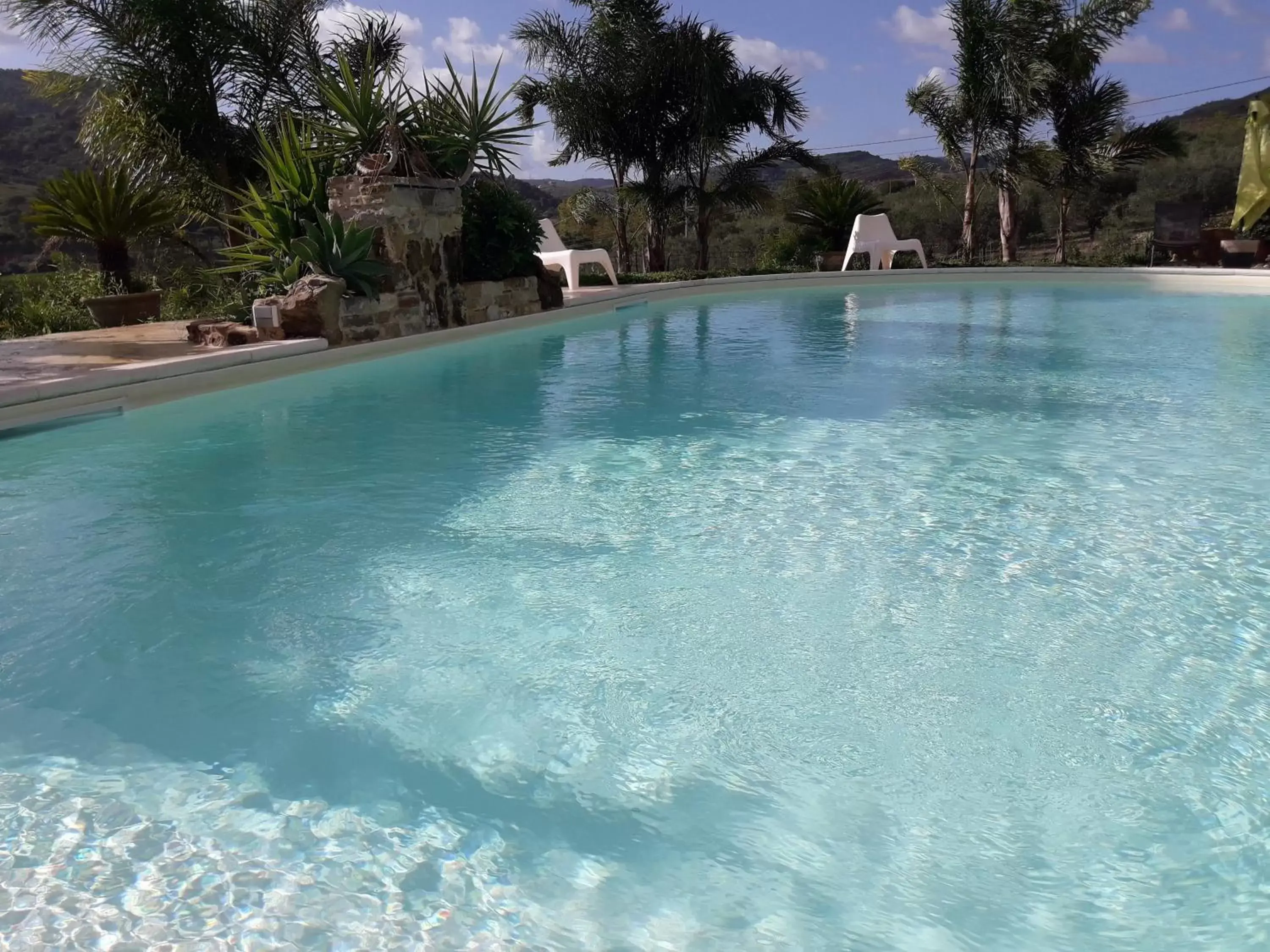 Swimming Pool in La Suite Di Segesta