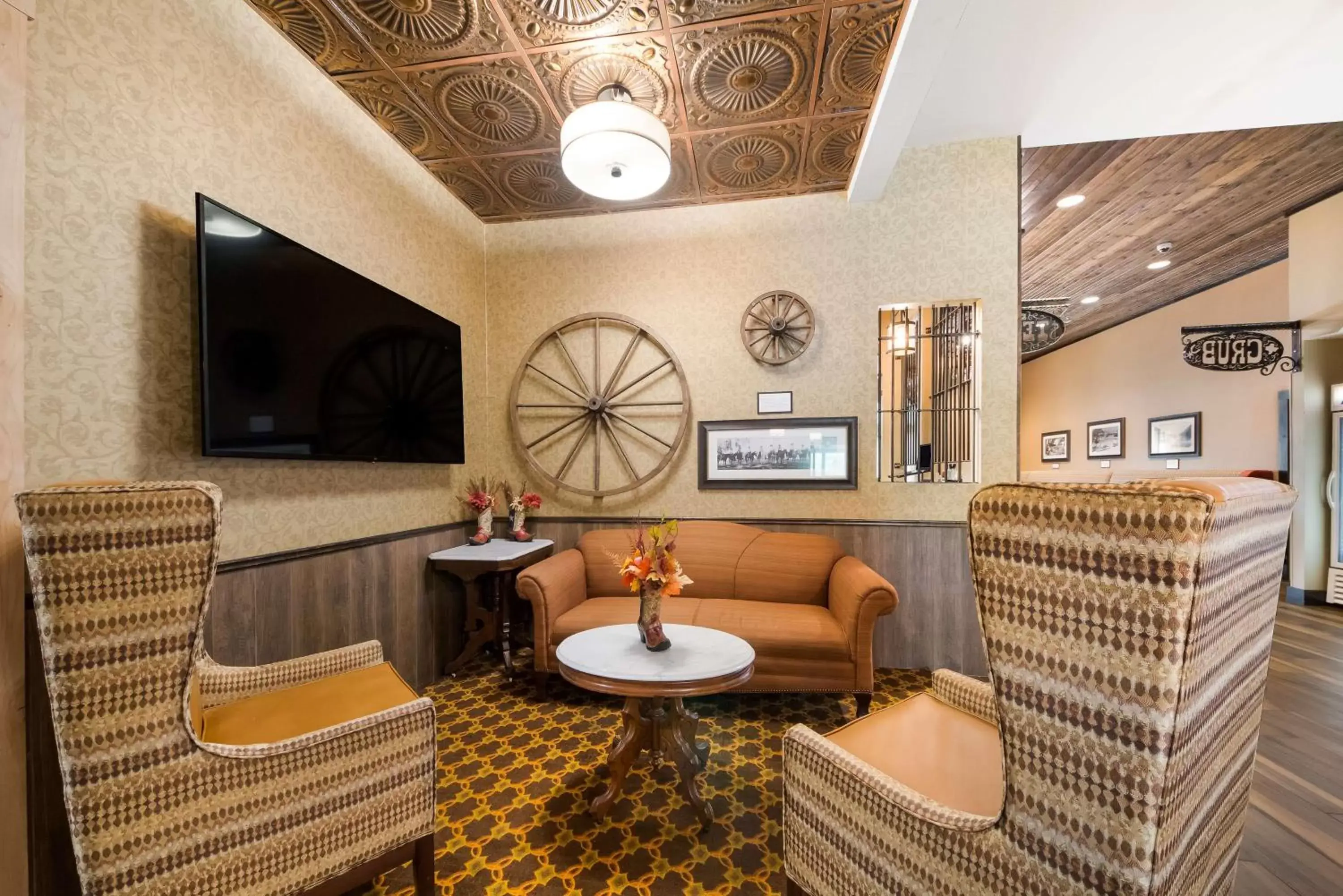 Lobby or reception, Seating Area in Best Western Bandera Suites & Saloon