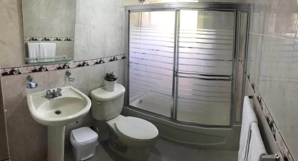 Bathroom in Hostal Bella Epoca