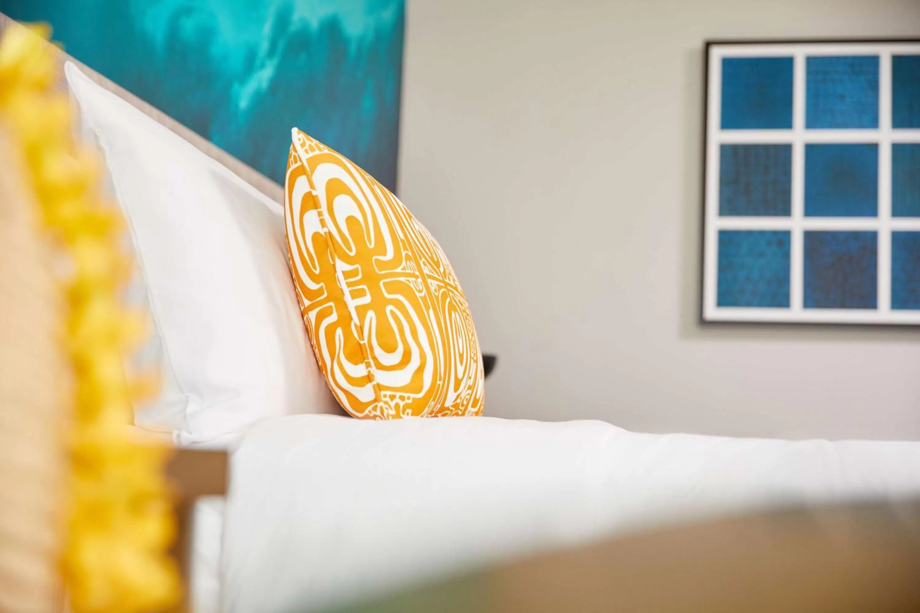 Bedroom, Bed in OUTRIGGER Waikiki Beachcomber Hotel