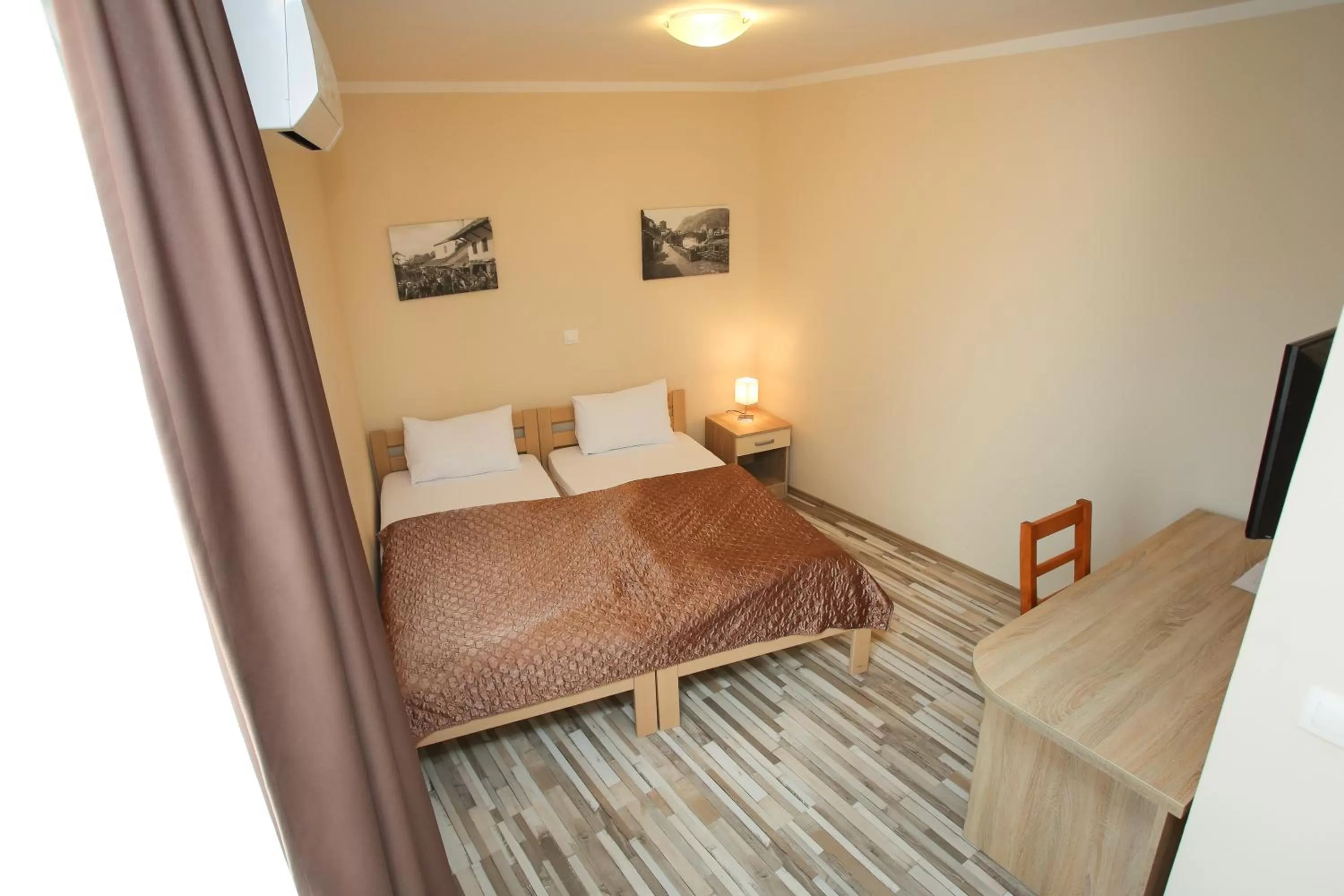 Bedroom, Bed in Hotel Hana