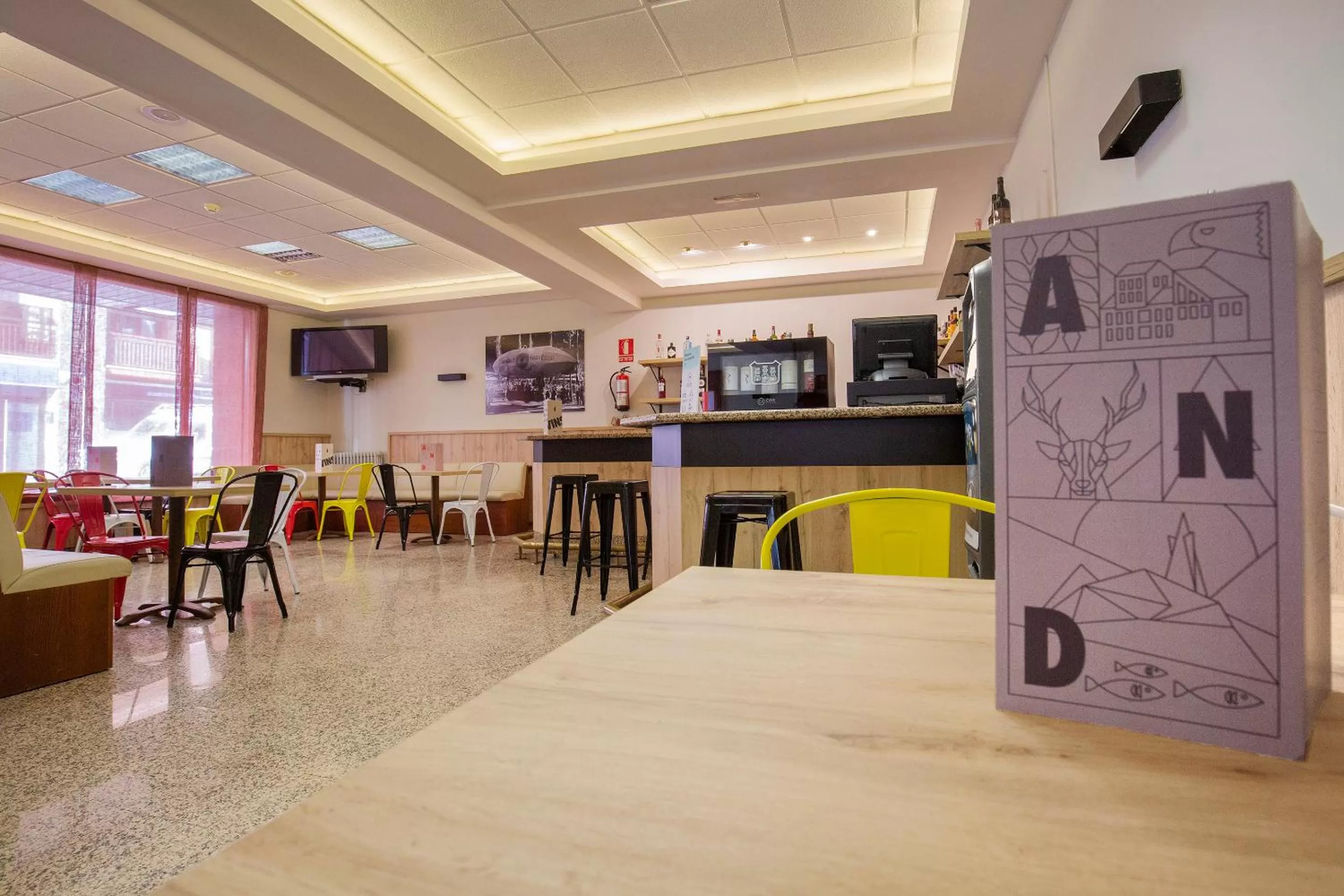 Restaurant/places to eat in Hotel Encamp by Nexta