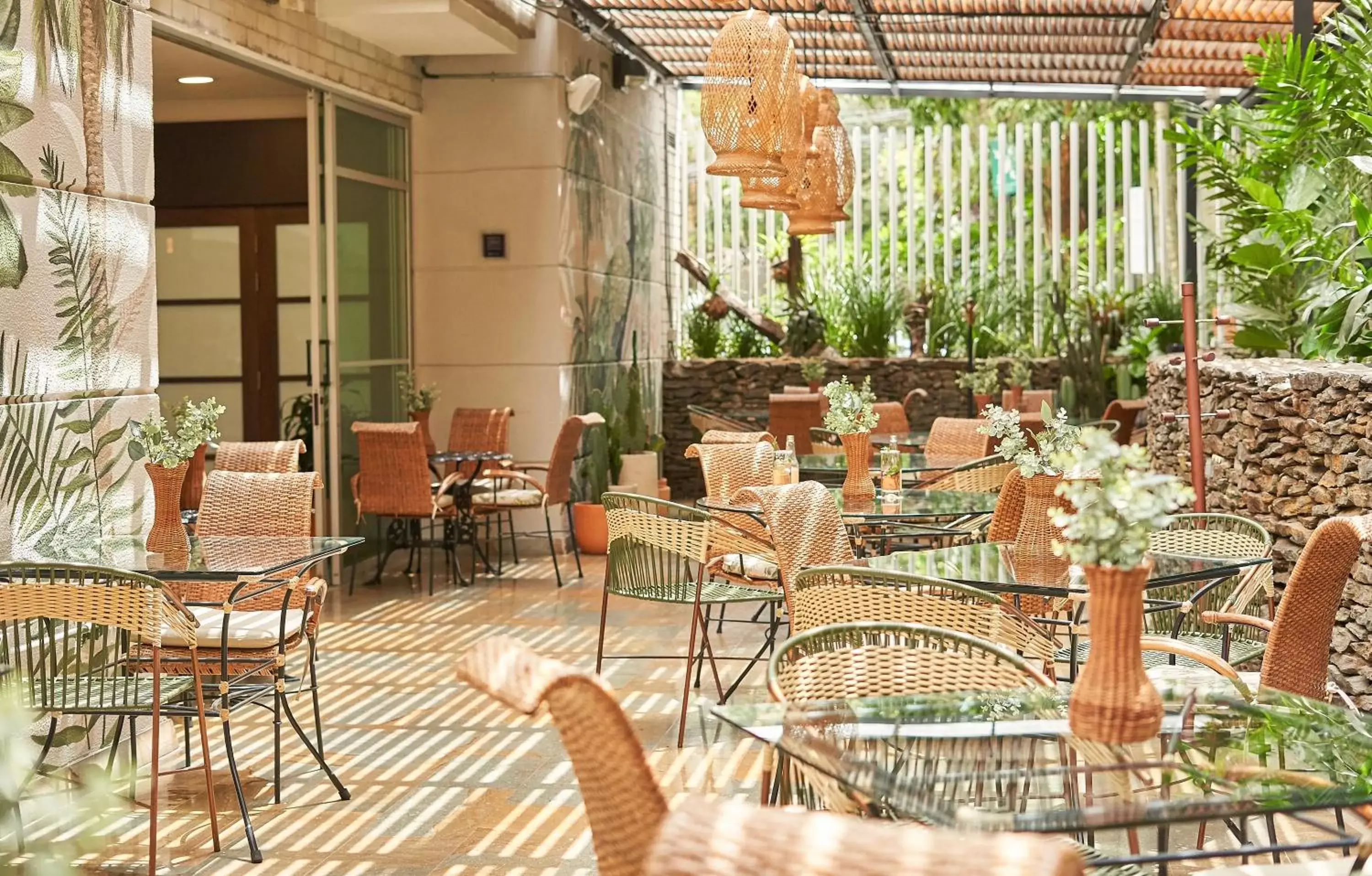 Restaurant/Places to Eat in Hotel Poblado Alejandria