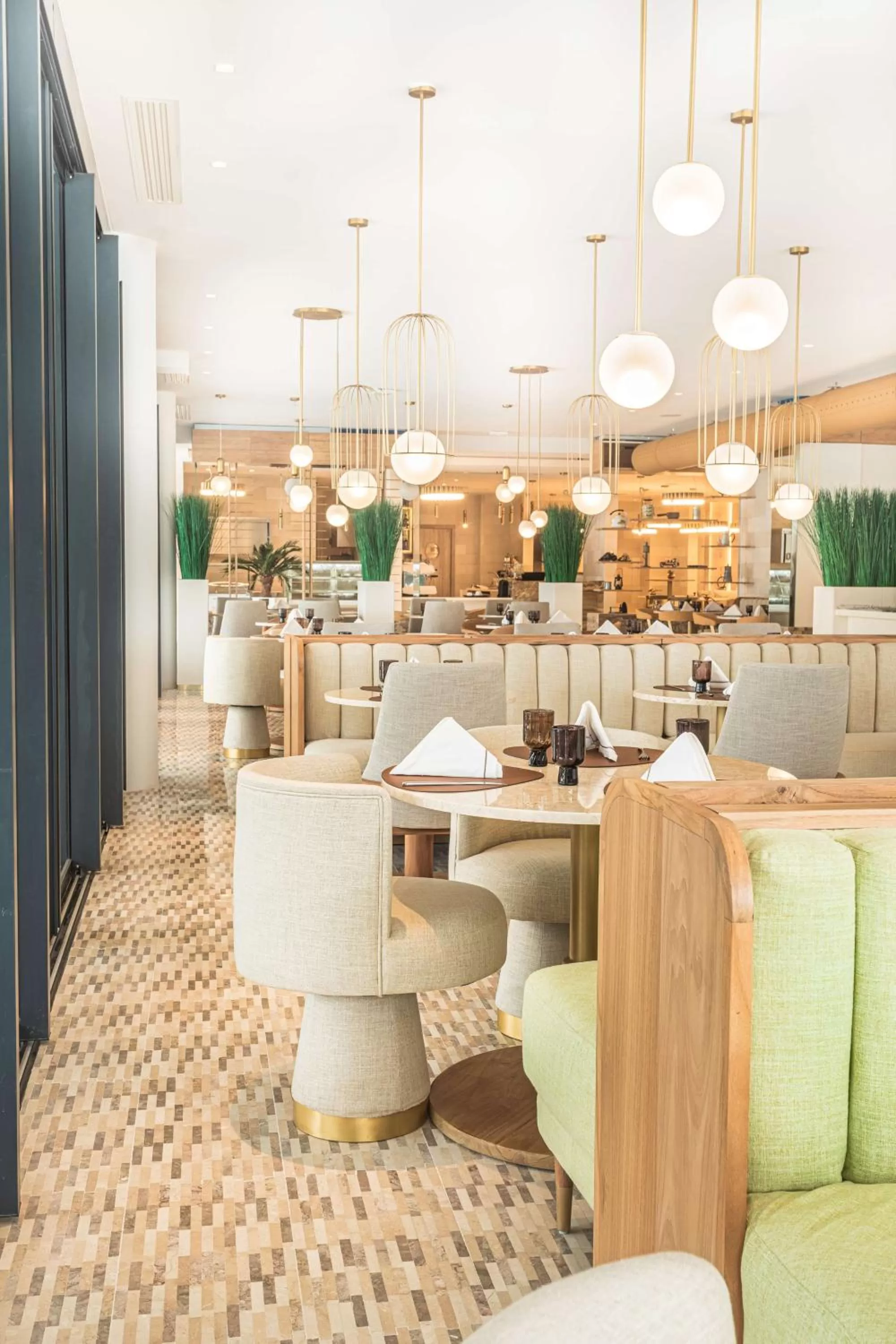 Restaurant/places to eat in Radisson Hotel Saint Denis, La Reunion