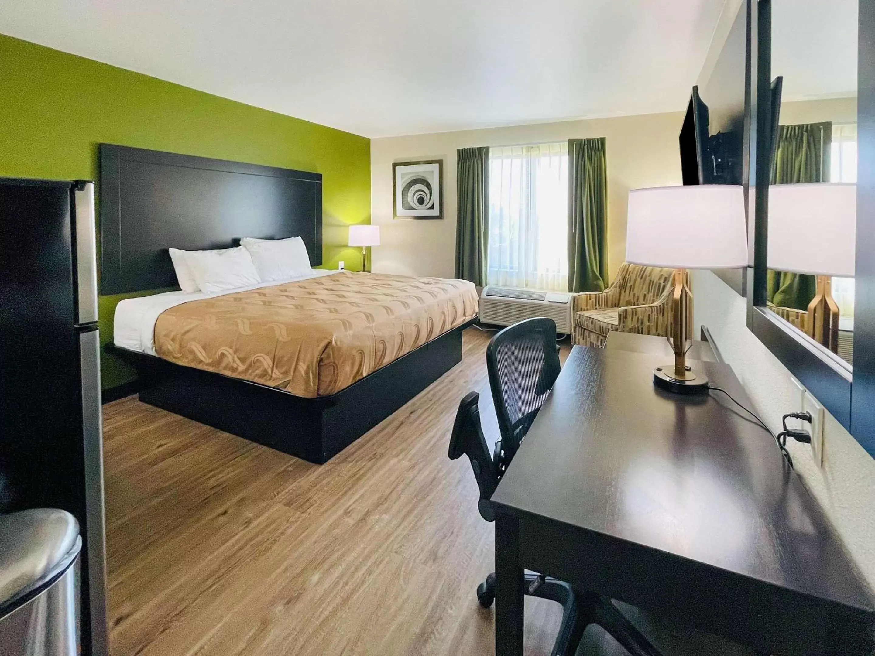 Bedroom in Quality Inn & Suites Lake Charles