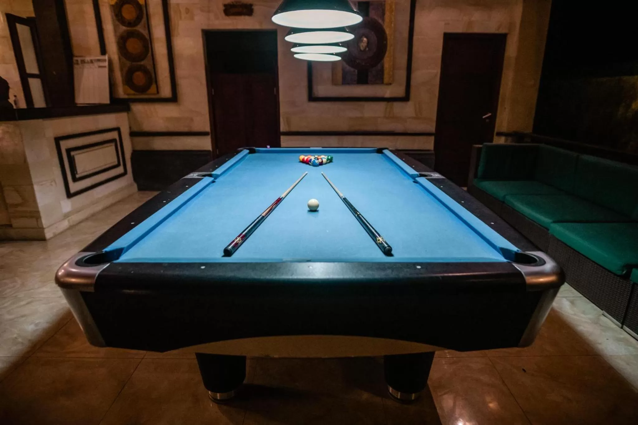 Restaurant/places to eat in The Hamsa