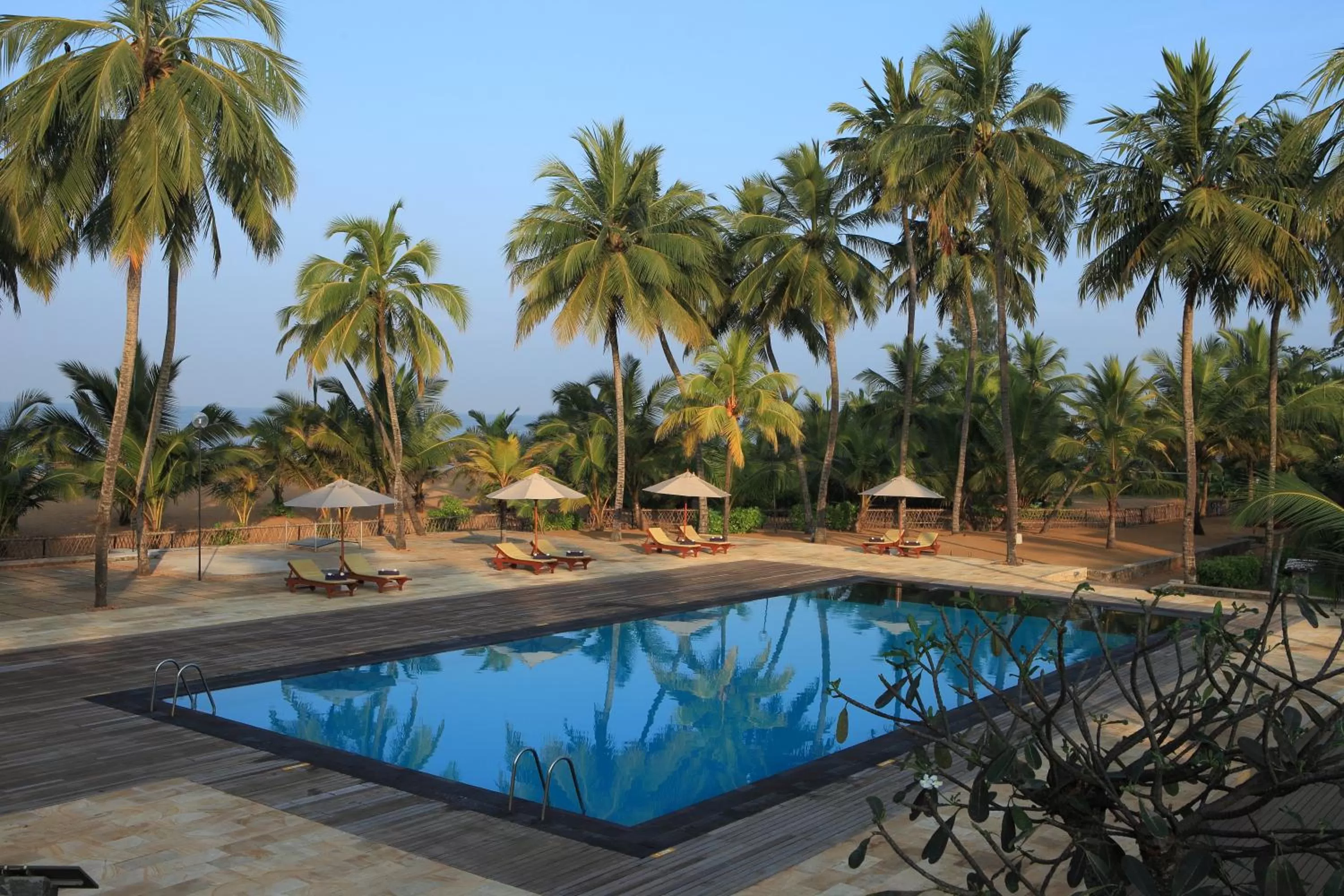 Swimming pool in Avani Kalutara Resort