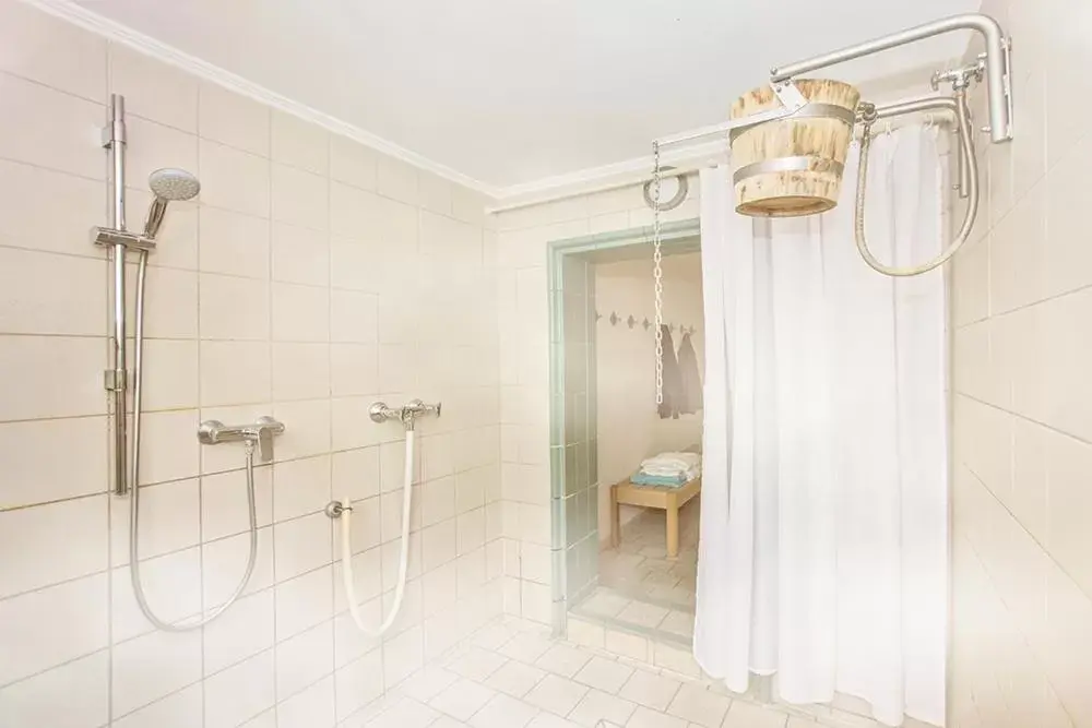 Sauna, Bathroom in Hotel Nordkap