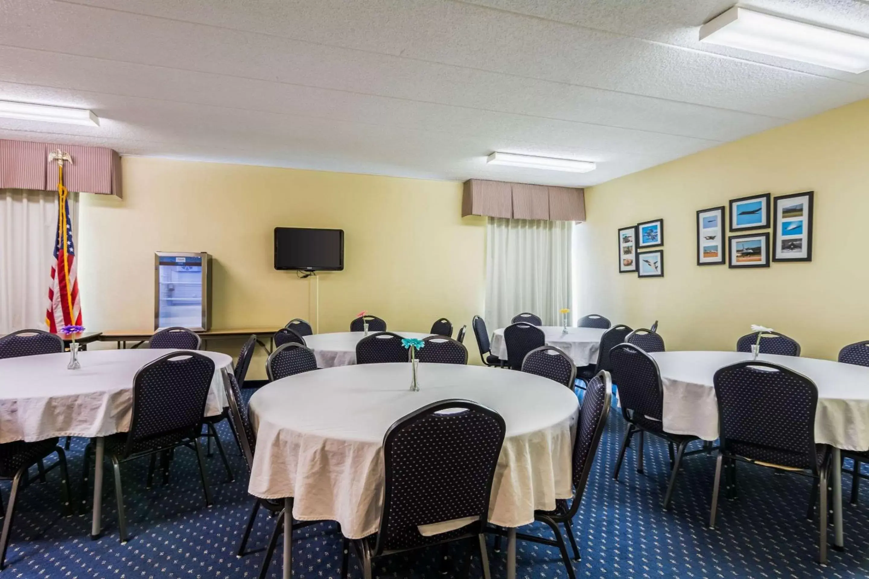 On site, Business Area/Conference Room in Comfort Inn Washington DC Joint Andrews AFB