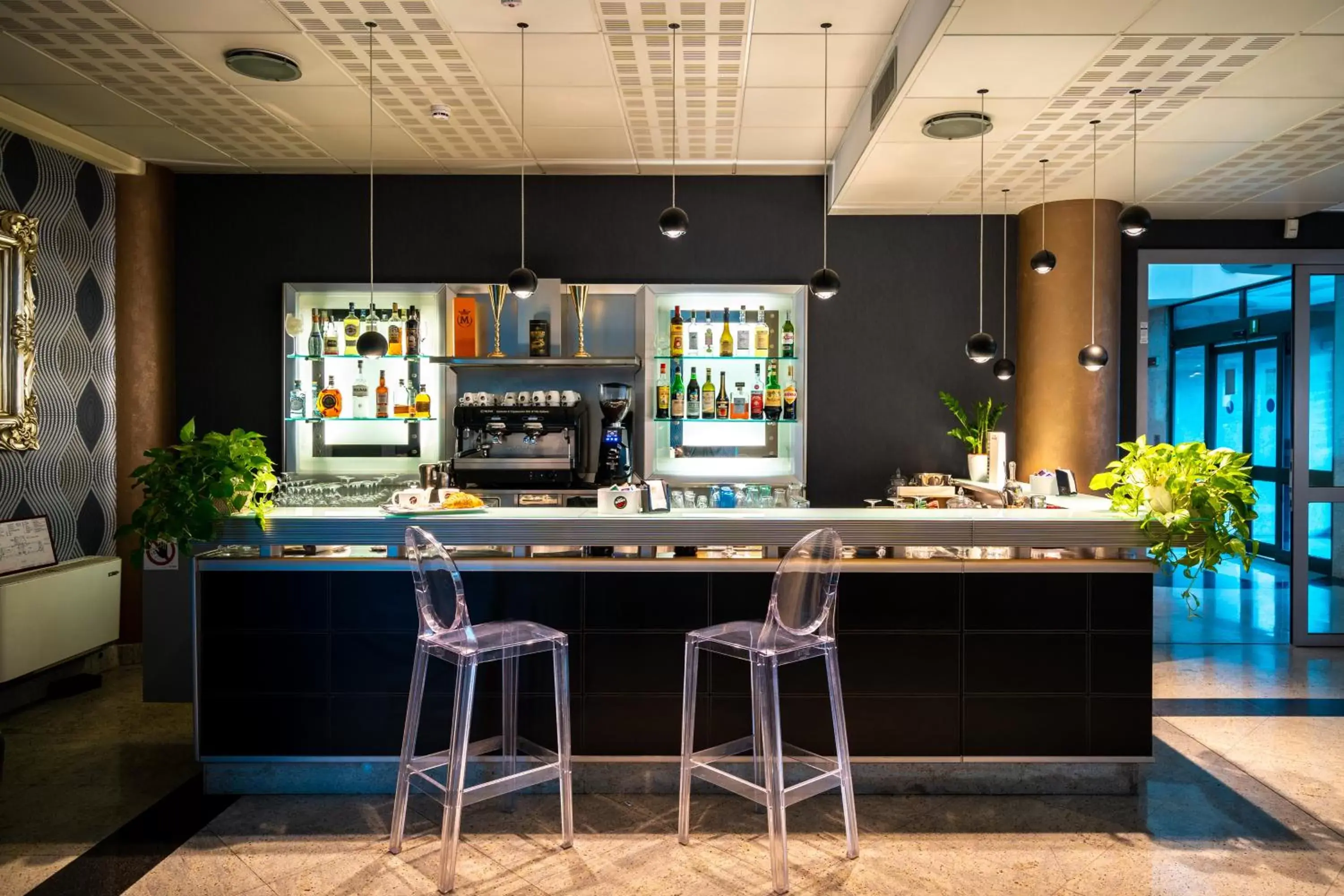 Lounge or bar, Lounge/Bar in Hotel Parisi