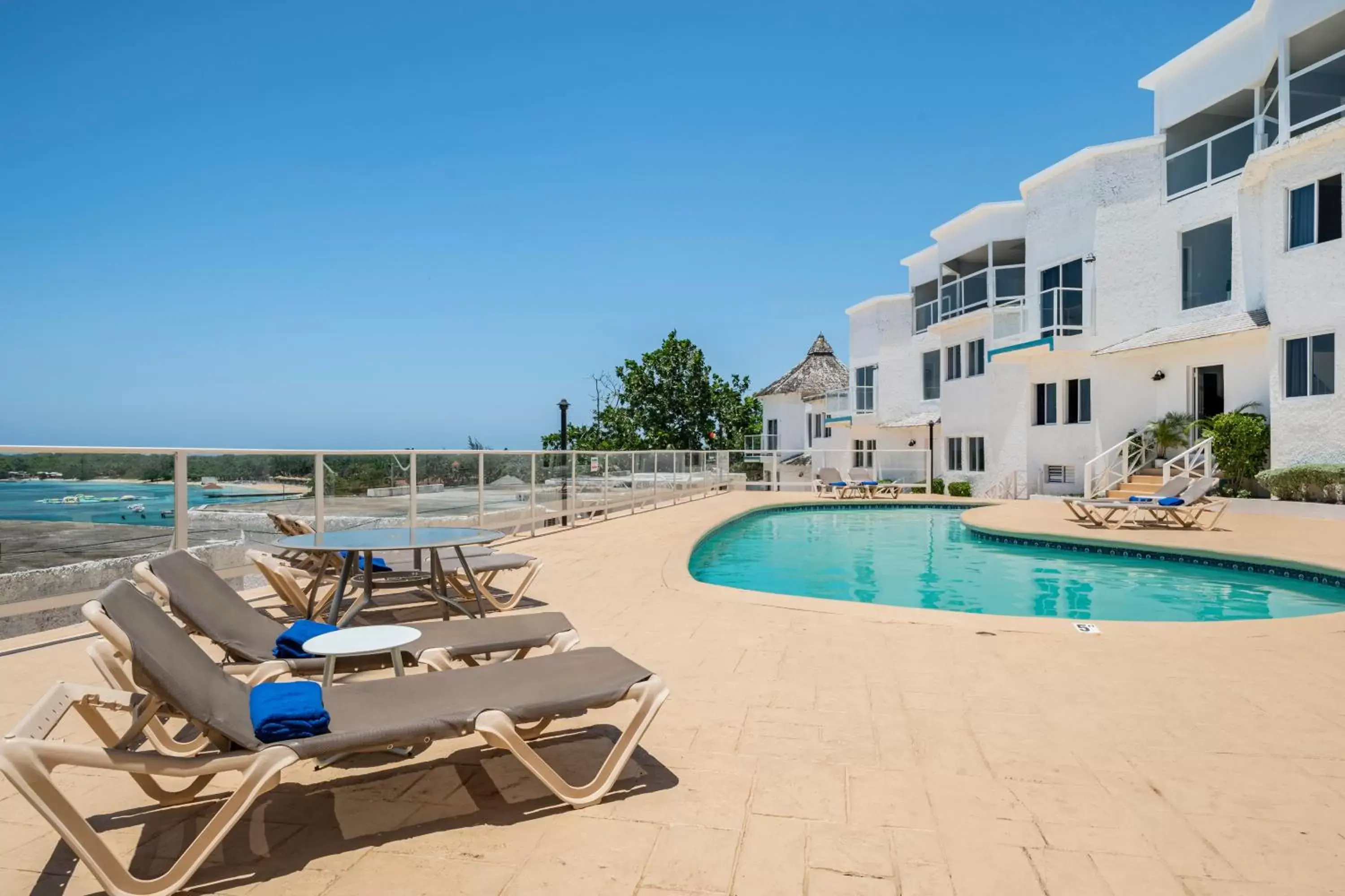 Swimming Pool in Luxe Beach Resort