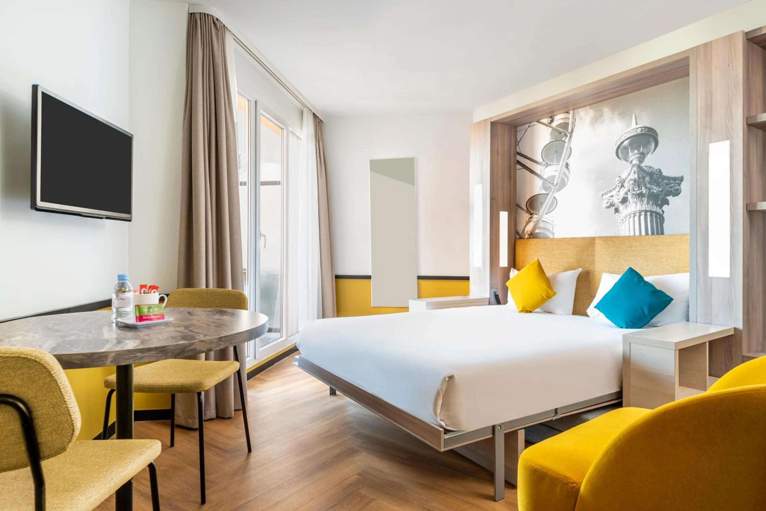 Bedroom, Bed in Aparthotel Adagio Paris Montrouge