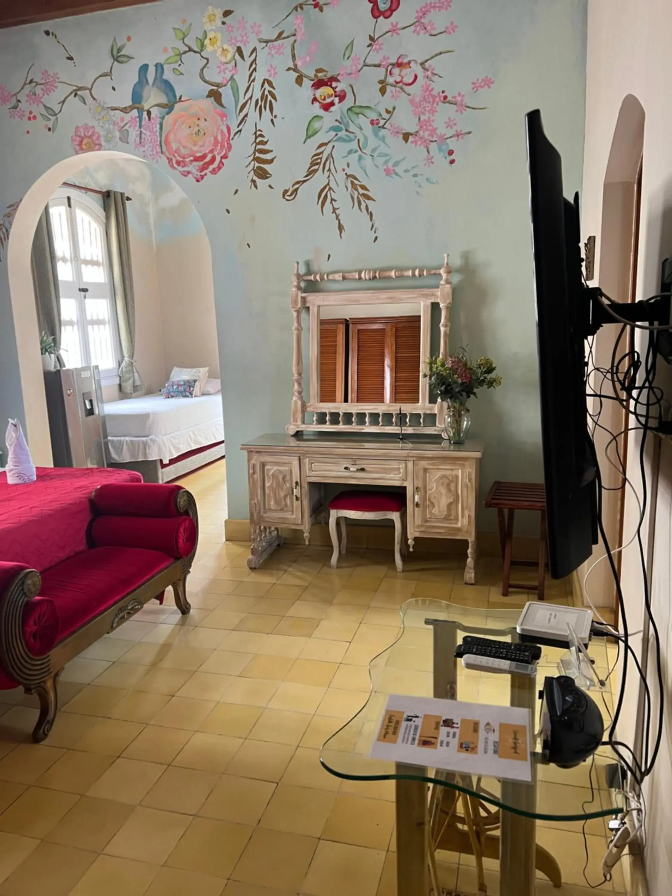 TV and multimedia, Seating Area in Hotel Boutique Castillo Ines Maria