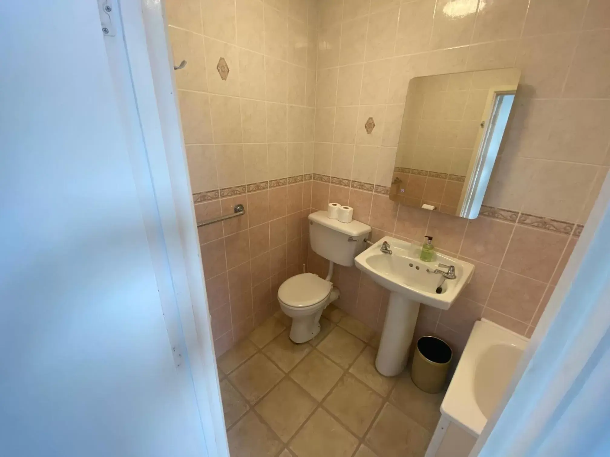Toilet, Bathroom in The Fairhaven Hotel