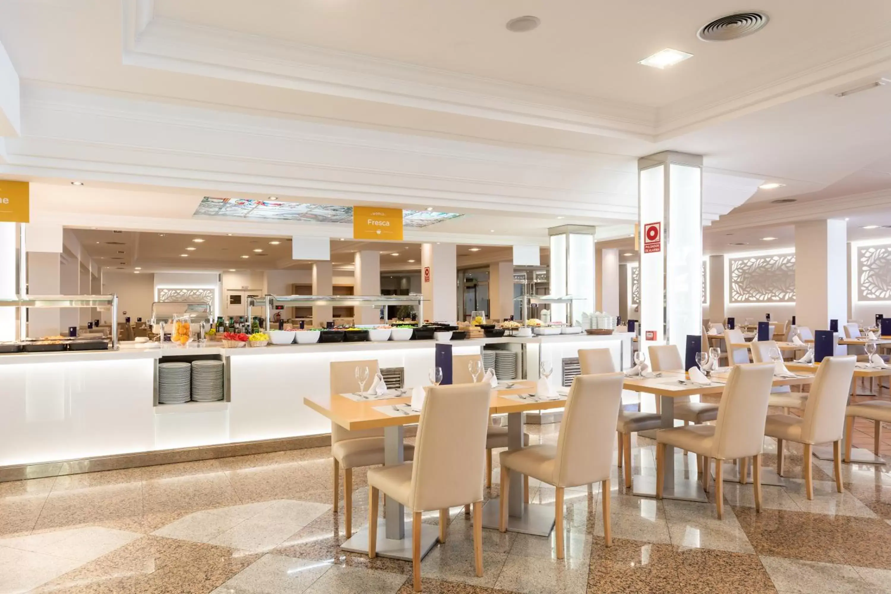 Restaurant/places to eat in Globales Tamaimo Tropical Restaurant/places to eat in Globales Tamaimo Tropical