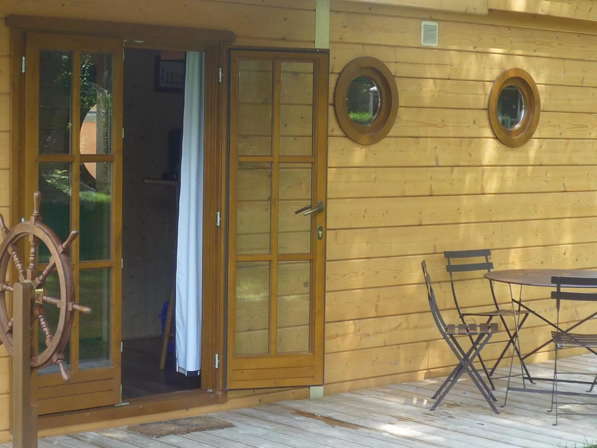 Patio in Le Village de la Champagne - Slowmoov