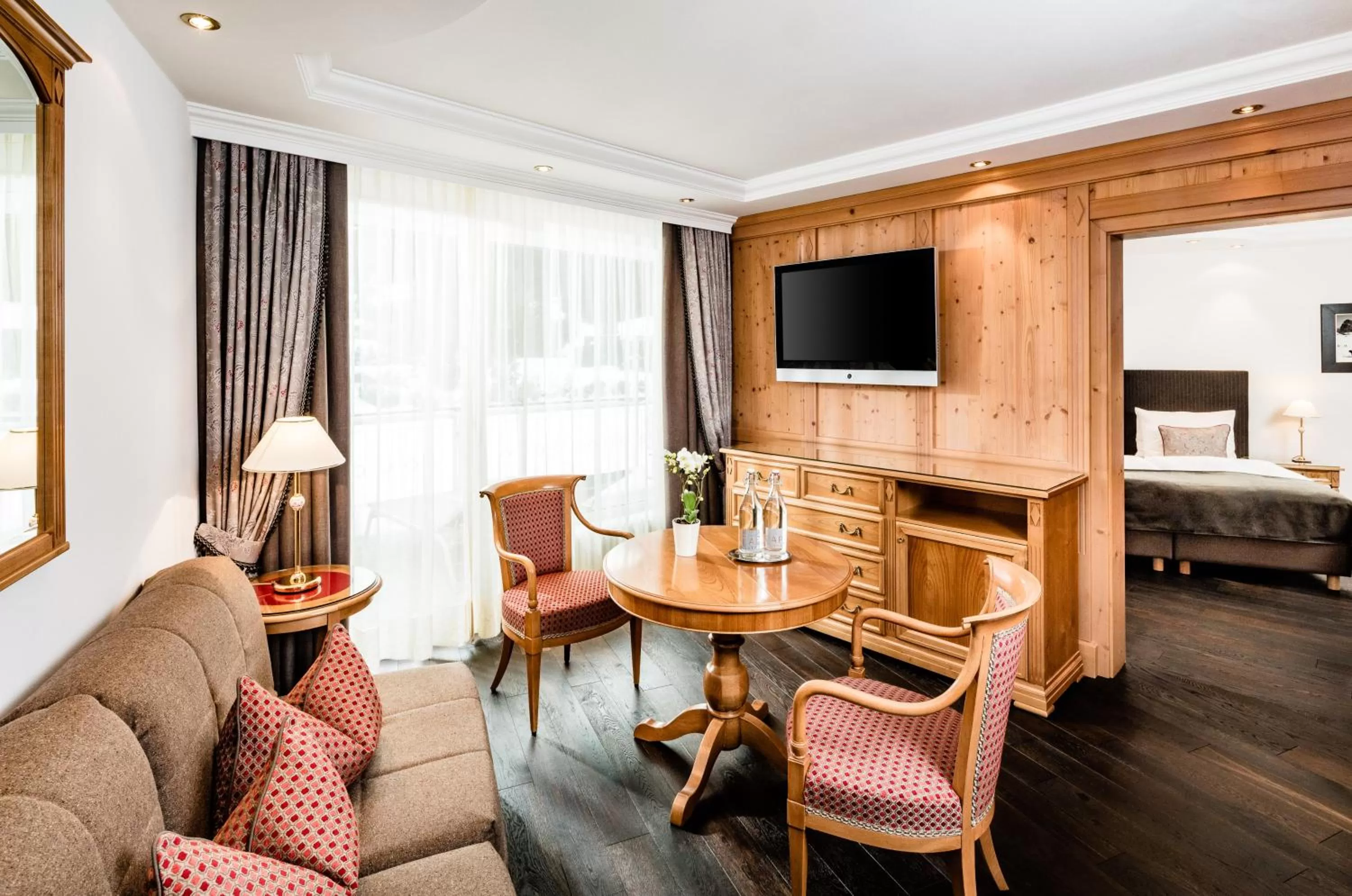 Decorative detail, Bed in Hotel Alpenroyal - The Leading Hotels of the World