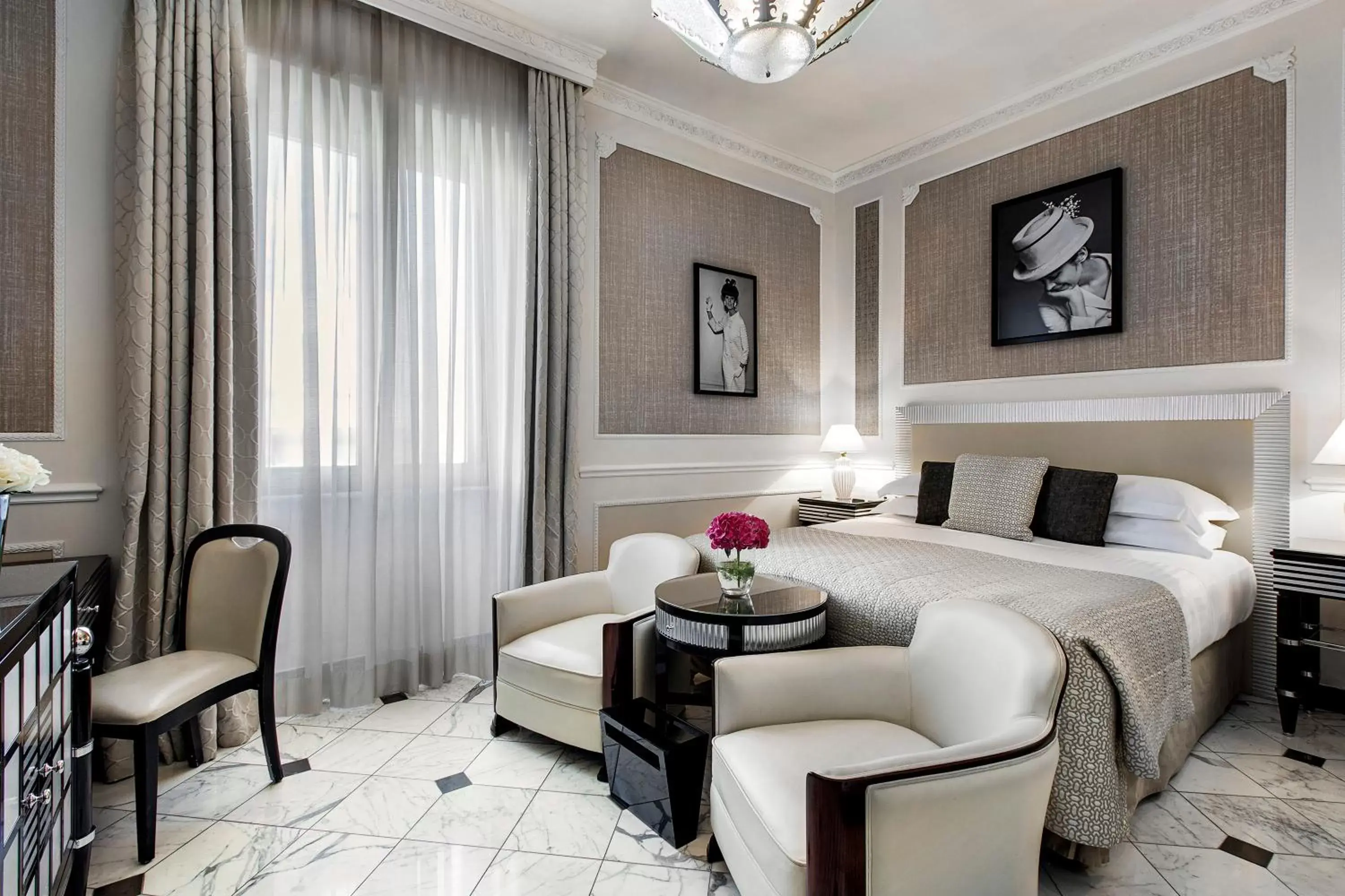 Bedroom, Seating Area in Baglioni Hotel Regina - The Leading Hotels of the World