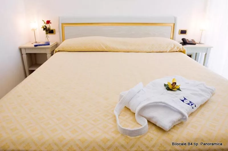 Bed in Excelsior Hotel E Appartamenti