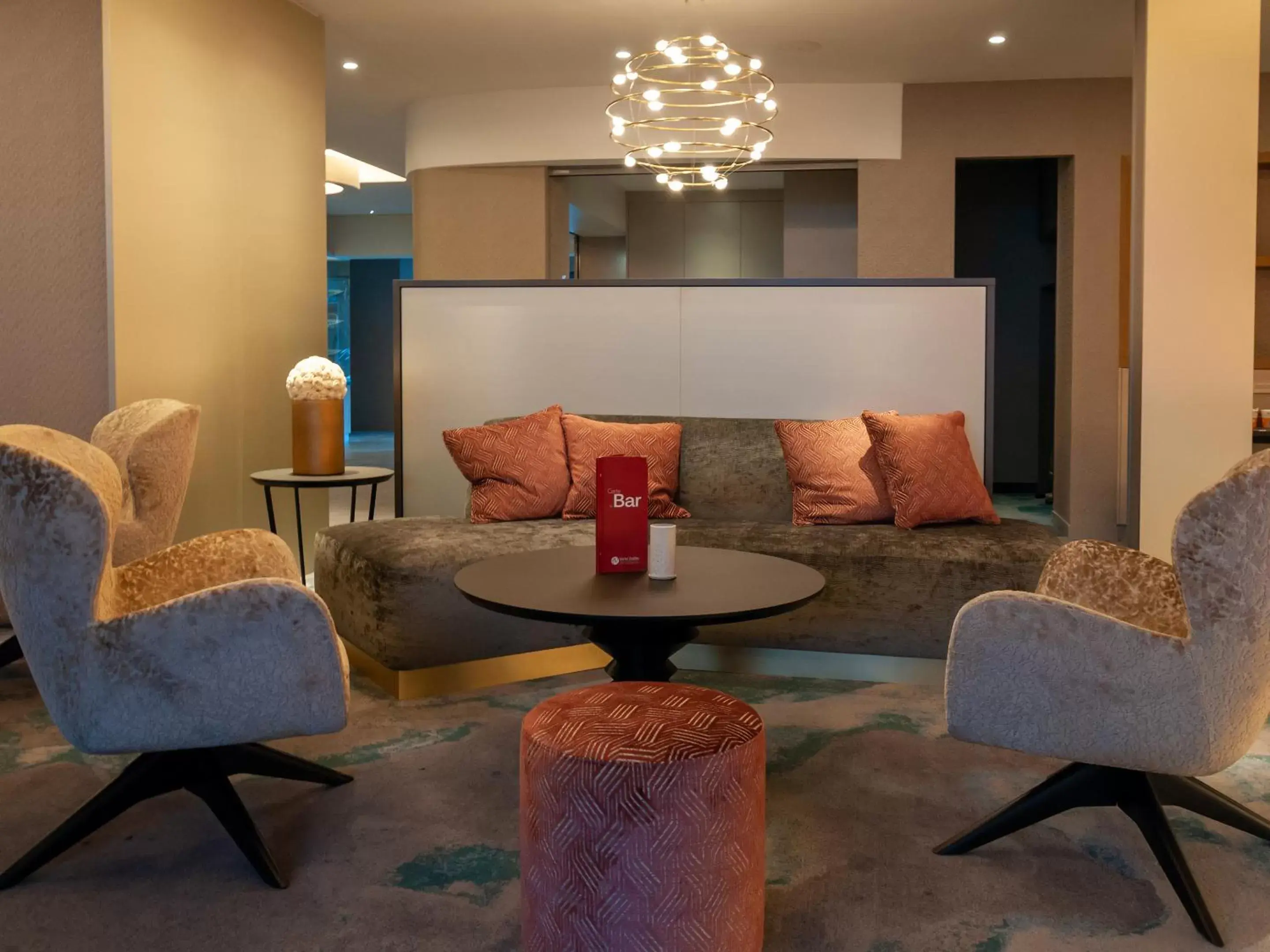 Lounge or bar, Seating Area in Hotel Restaurant & Spa Verte Vallée