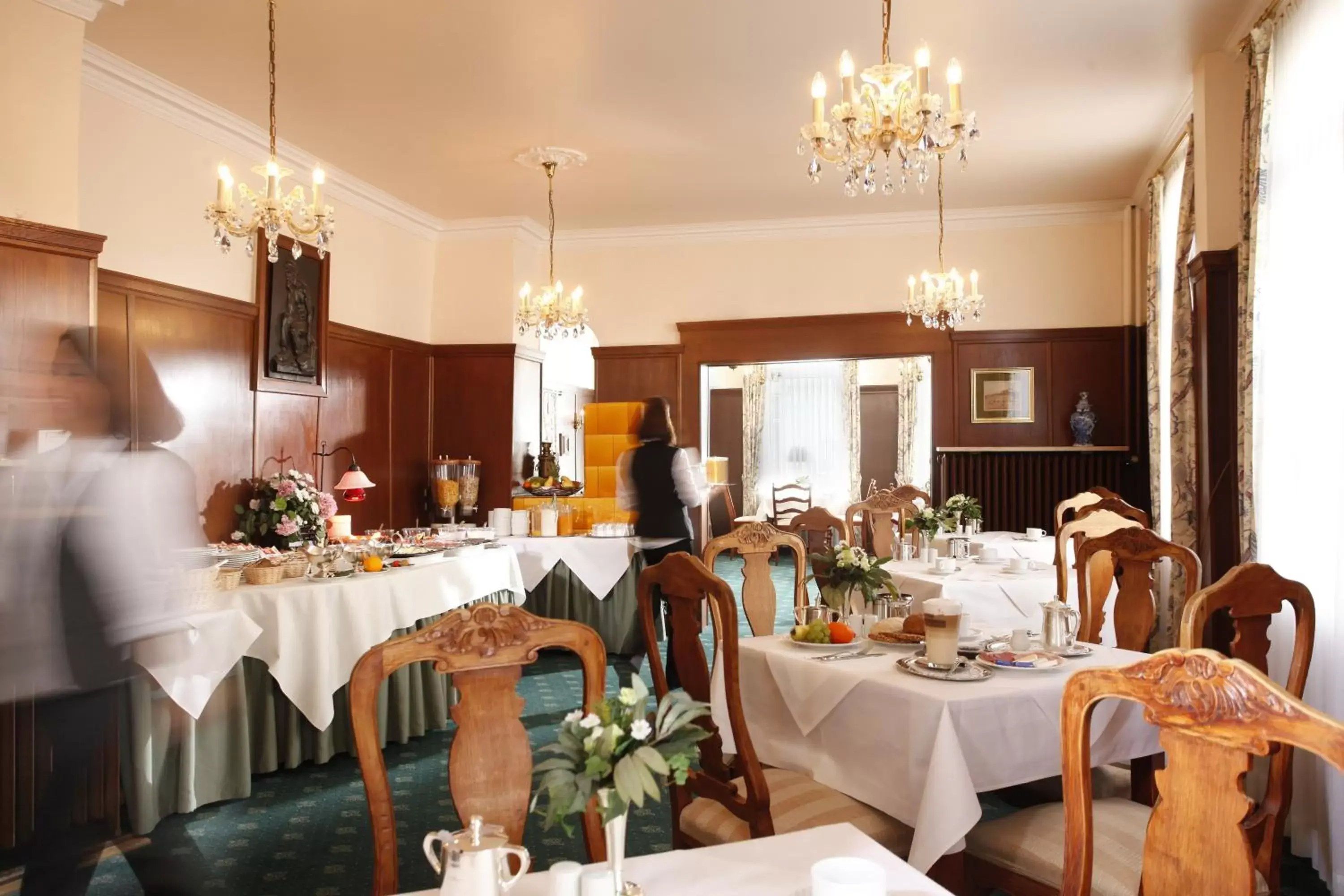 Restaurant/Places to Eat in Hotel Stadt Hannover