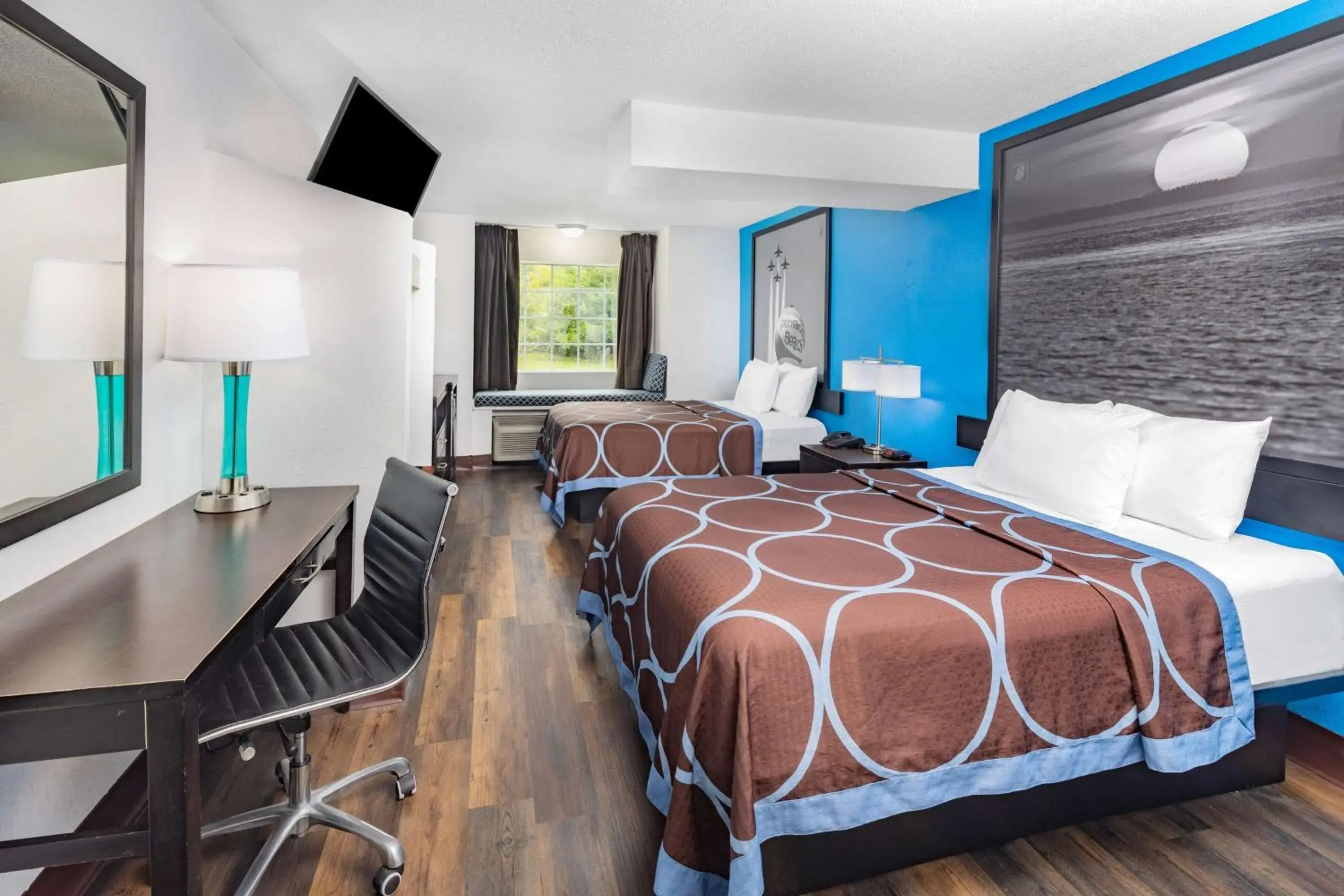 Bed in Super 8 by Wyndham Pensacola Bed in Super 8 by Wyndham Pensacola