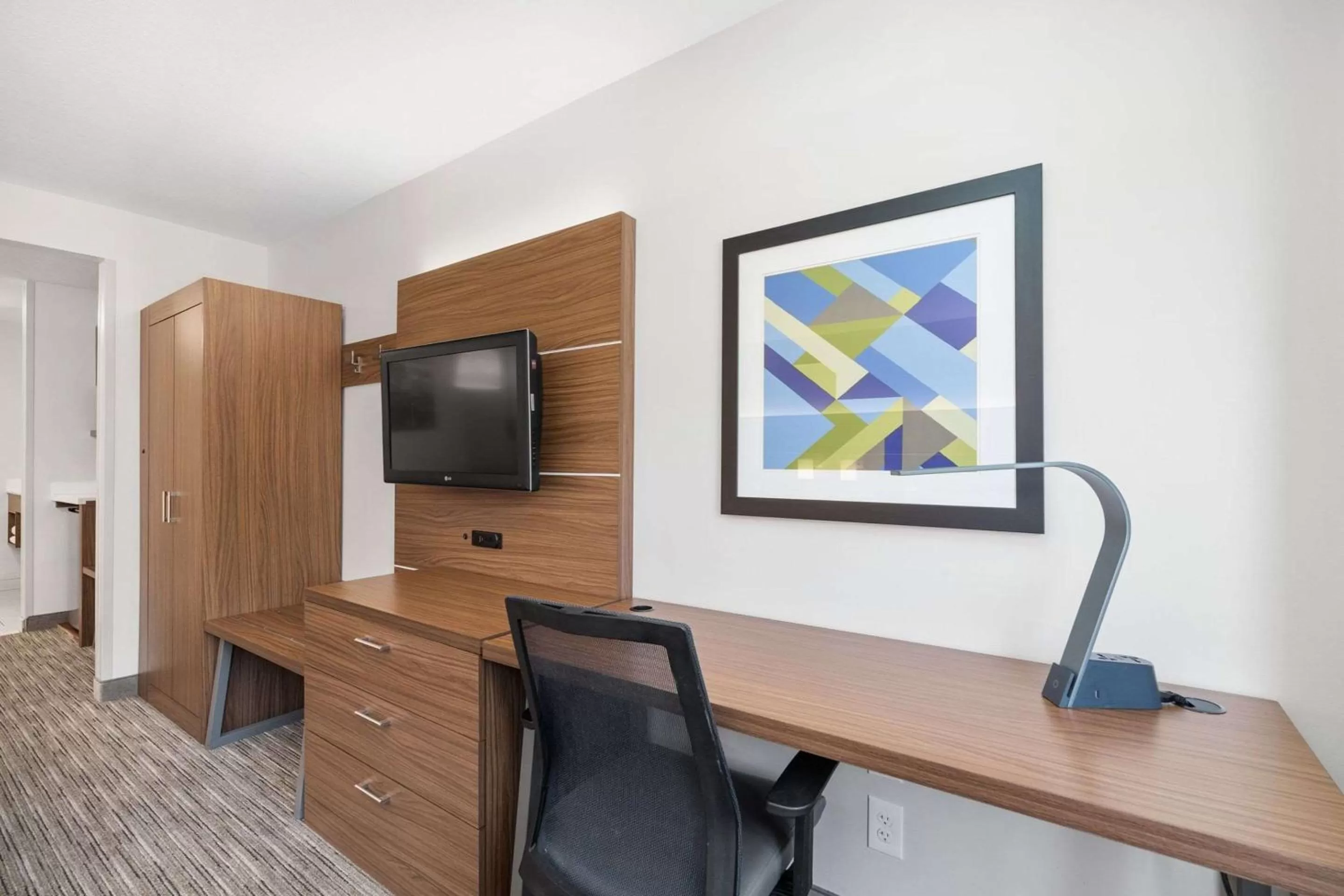 TV and multimedia, TV/Entertainment Center in Sleep Inn & Suites Tempe ASU Campus