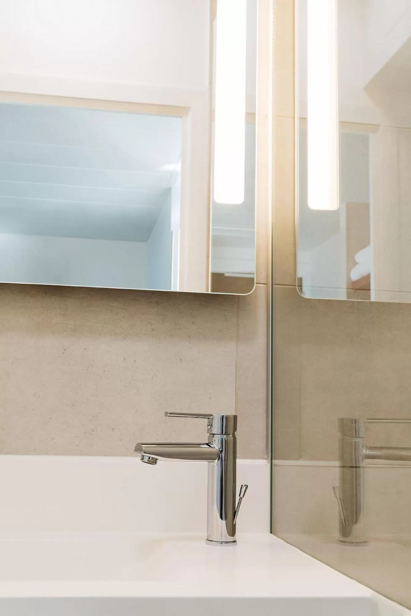 Bathroom in B&B HOTEL Brussels Centre Gare du Midi