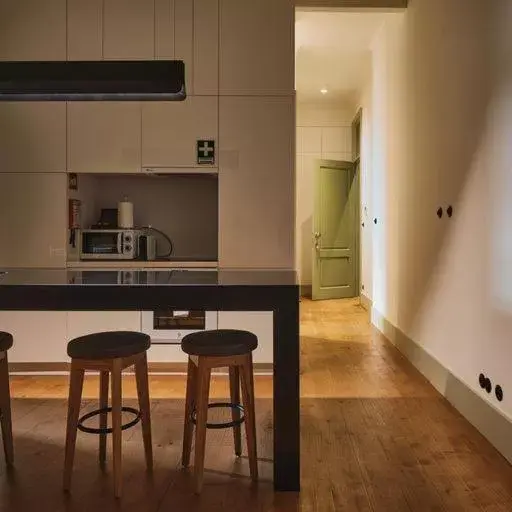 Kitchen/Kitchenette in Look Living, Lisbon Design Apartments