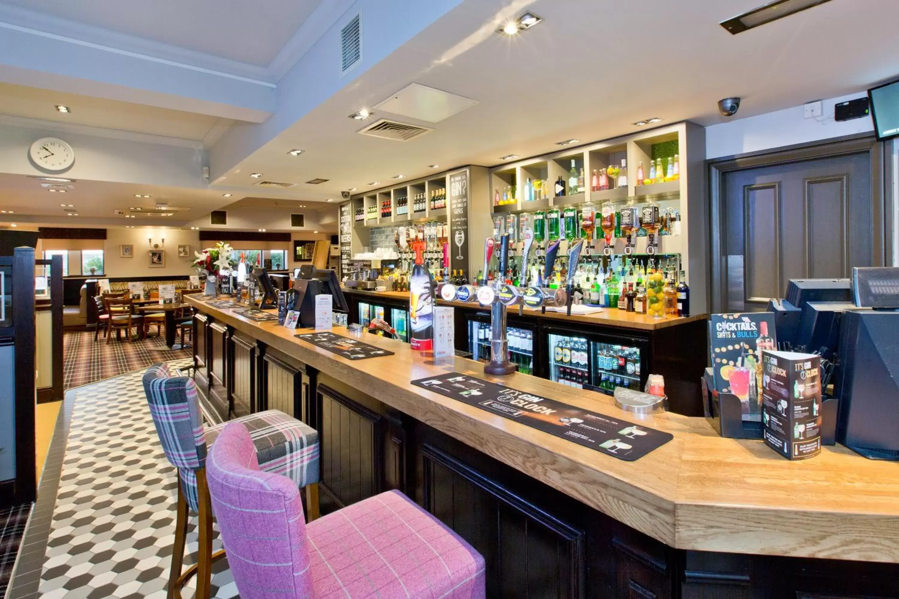 Lounge or bar, Lounge/Bar in The Abbey Inn