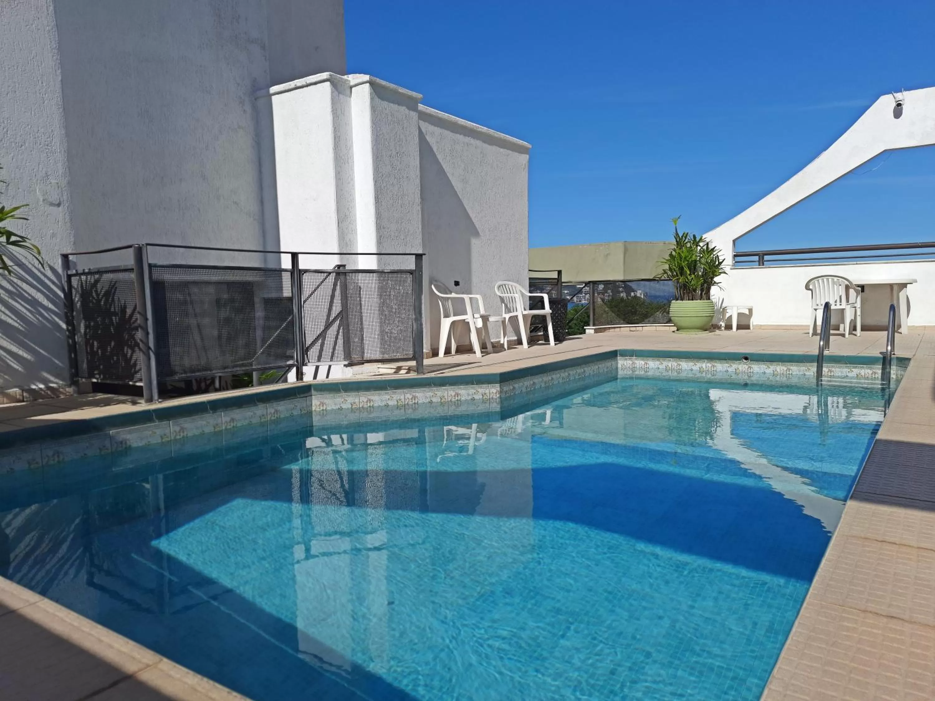 Swimming pool in Hotel Canto do Atlântico