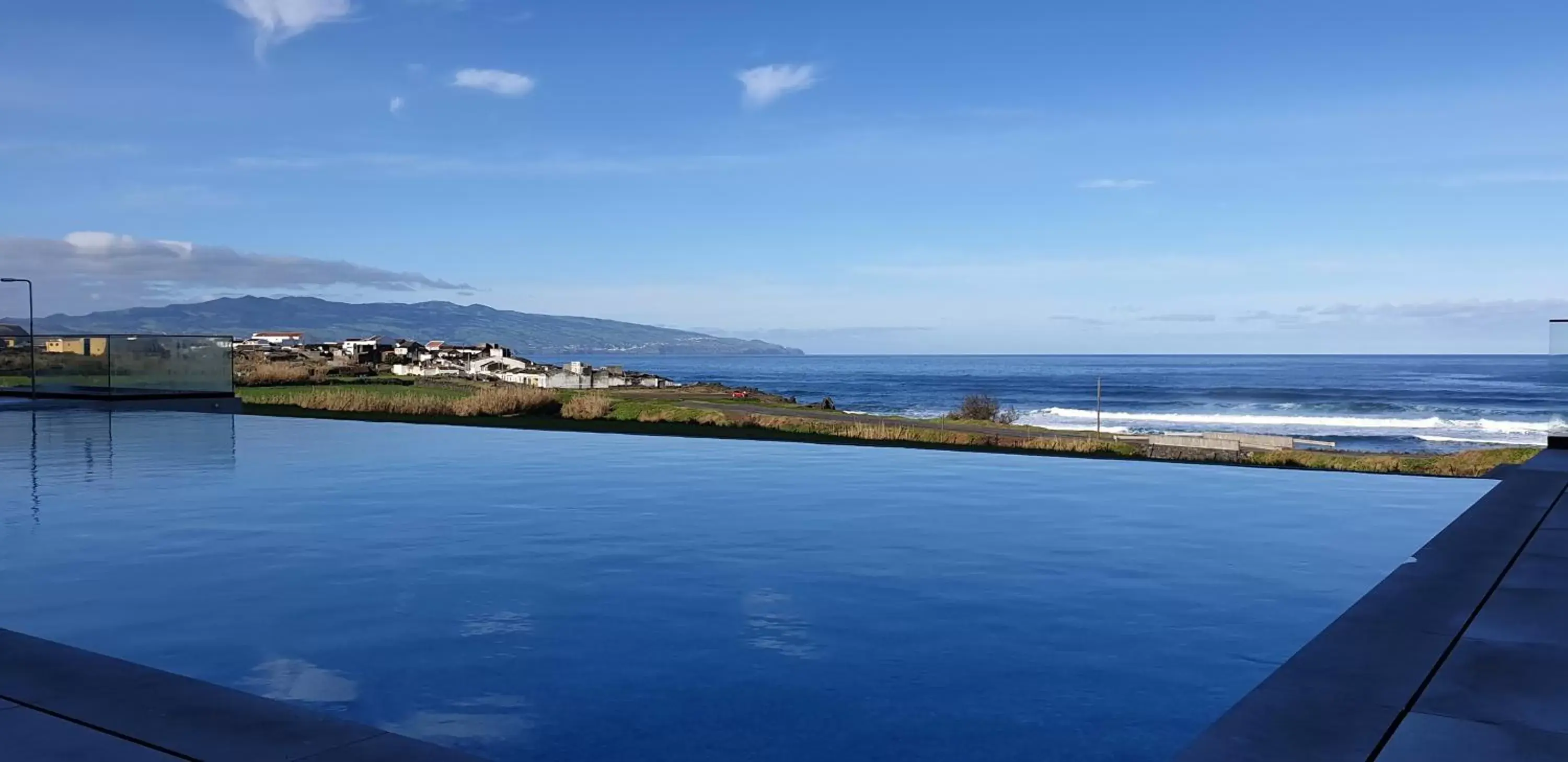 Natural landscape, Swimming Pool in Hotel Verde Mar & SPA