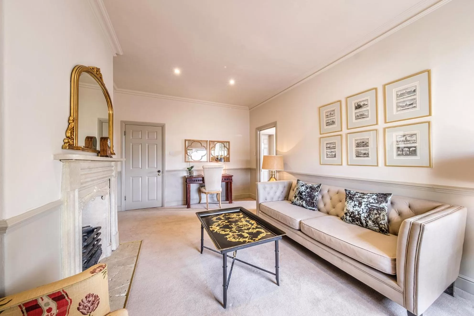 Bed in The Black Lion, Long Melford