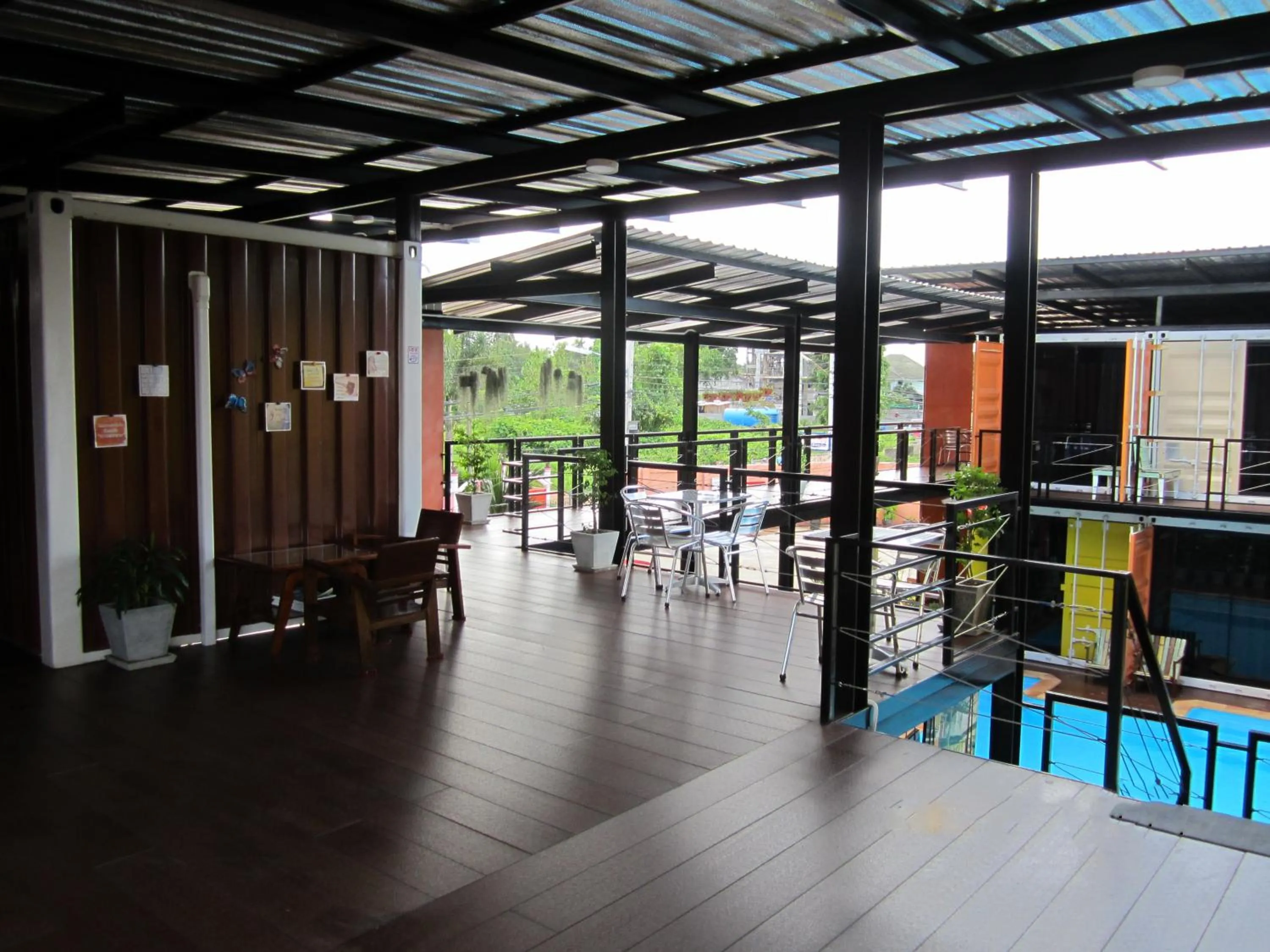 Balcony/Terrace in Retro Box Hotel Chumphon