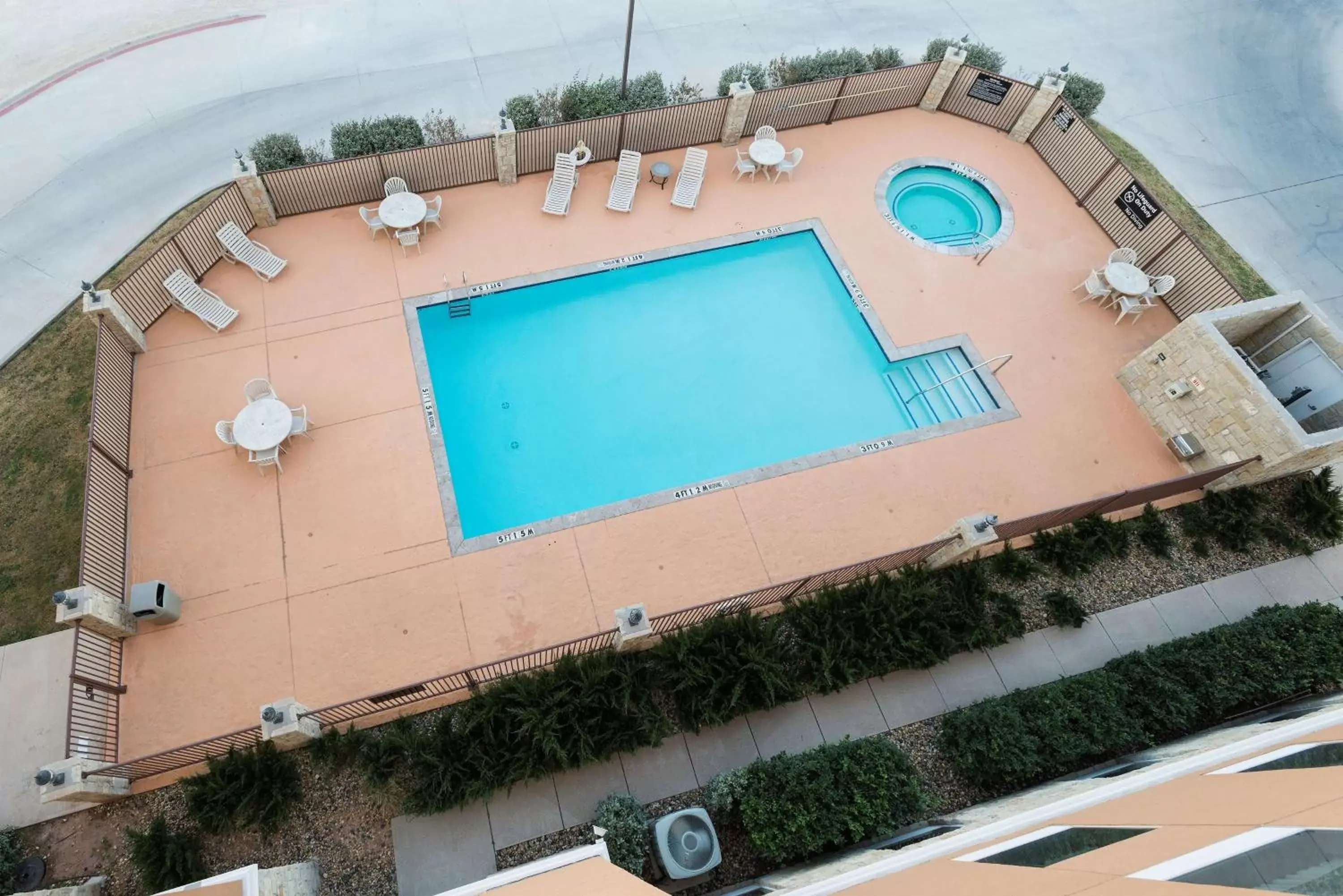 Pool View in Hampton Inn & Suites Abilene I-20