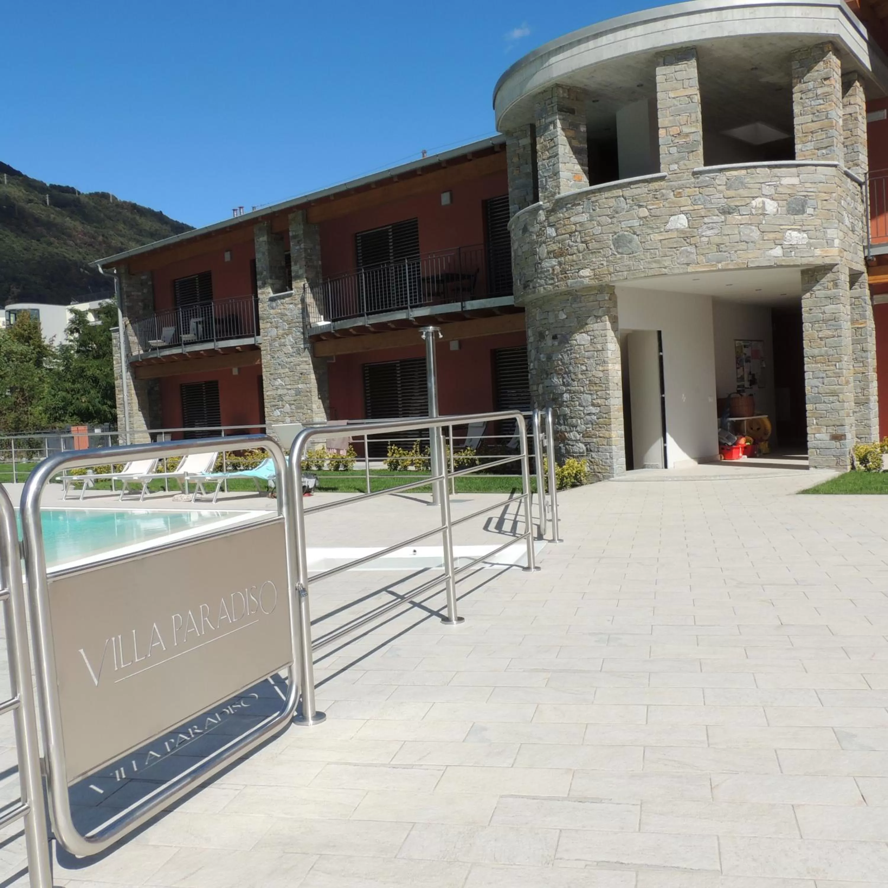 Facade/entrance, Property Building in Residence Villa Paradiso