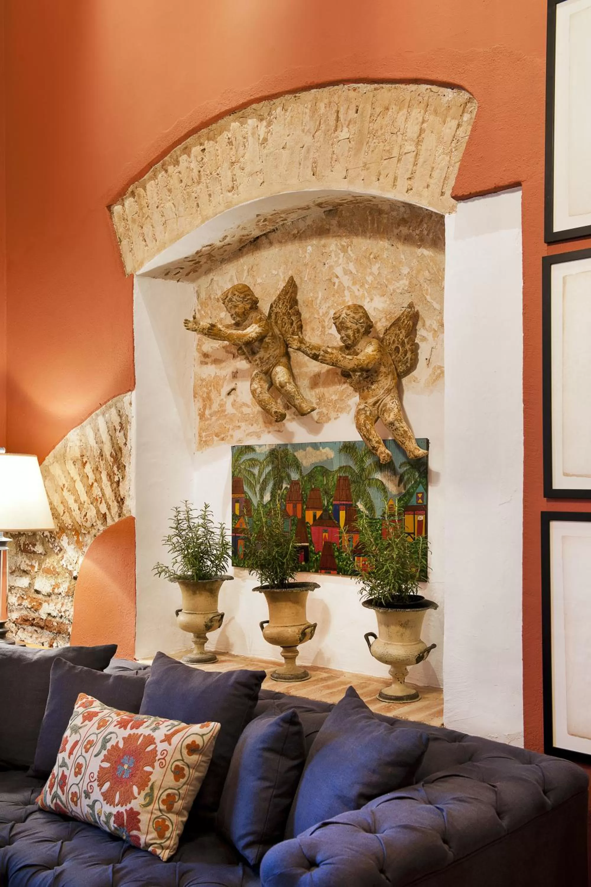 Library in Casas del XVI