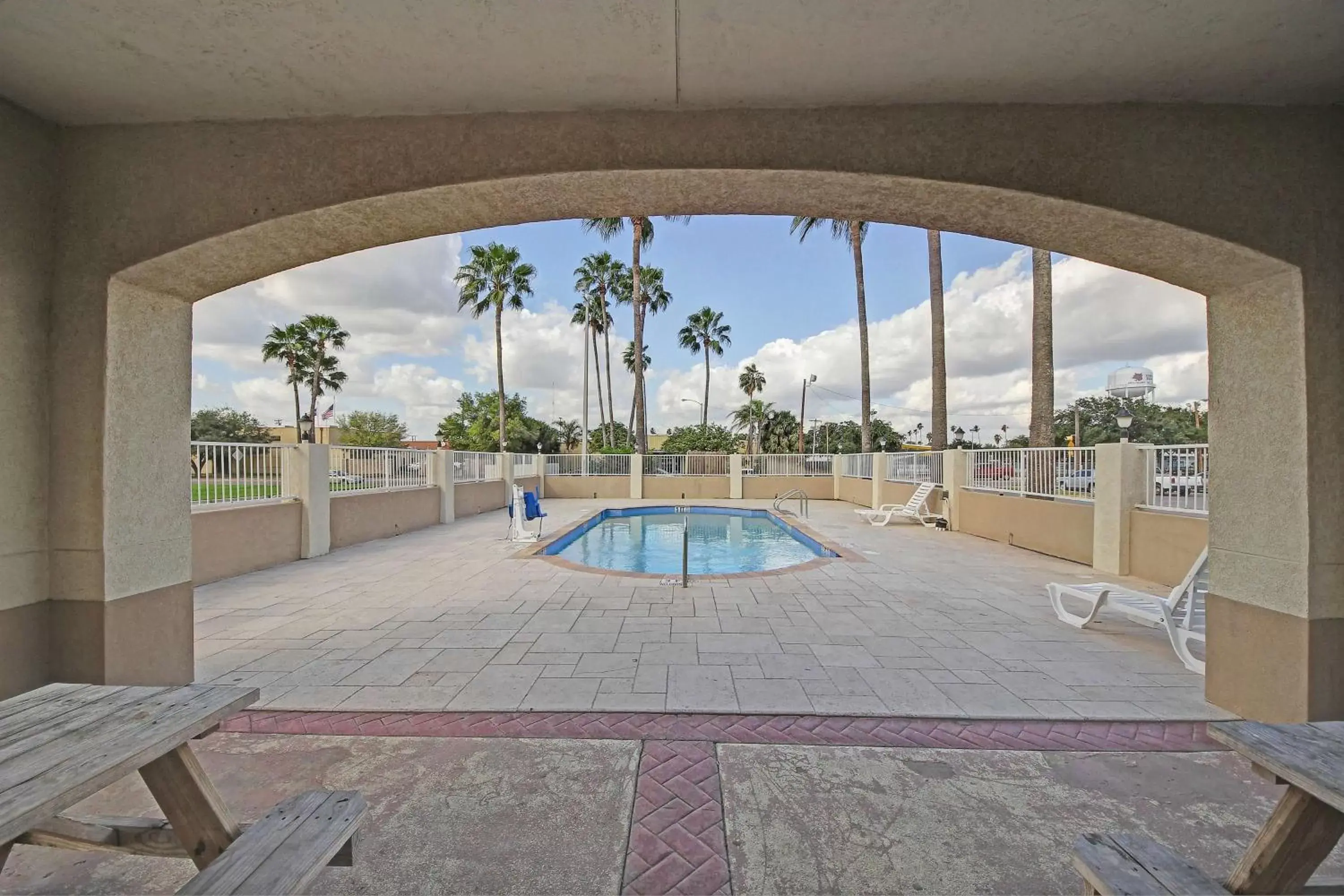 Day, Swimming Pool in Motel 6-Edinburg, TX