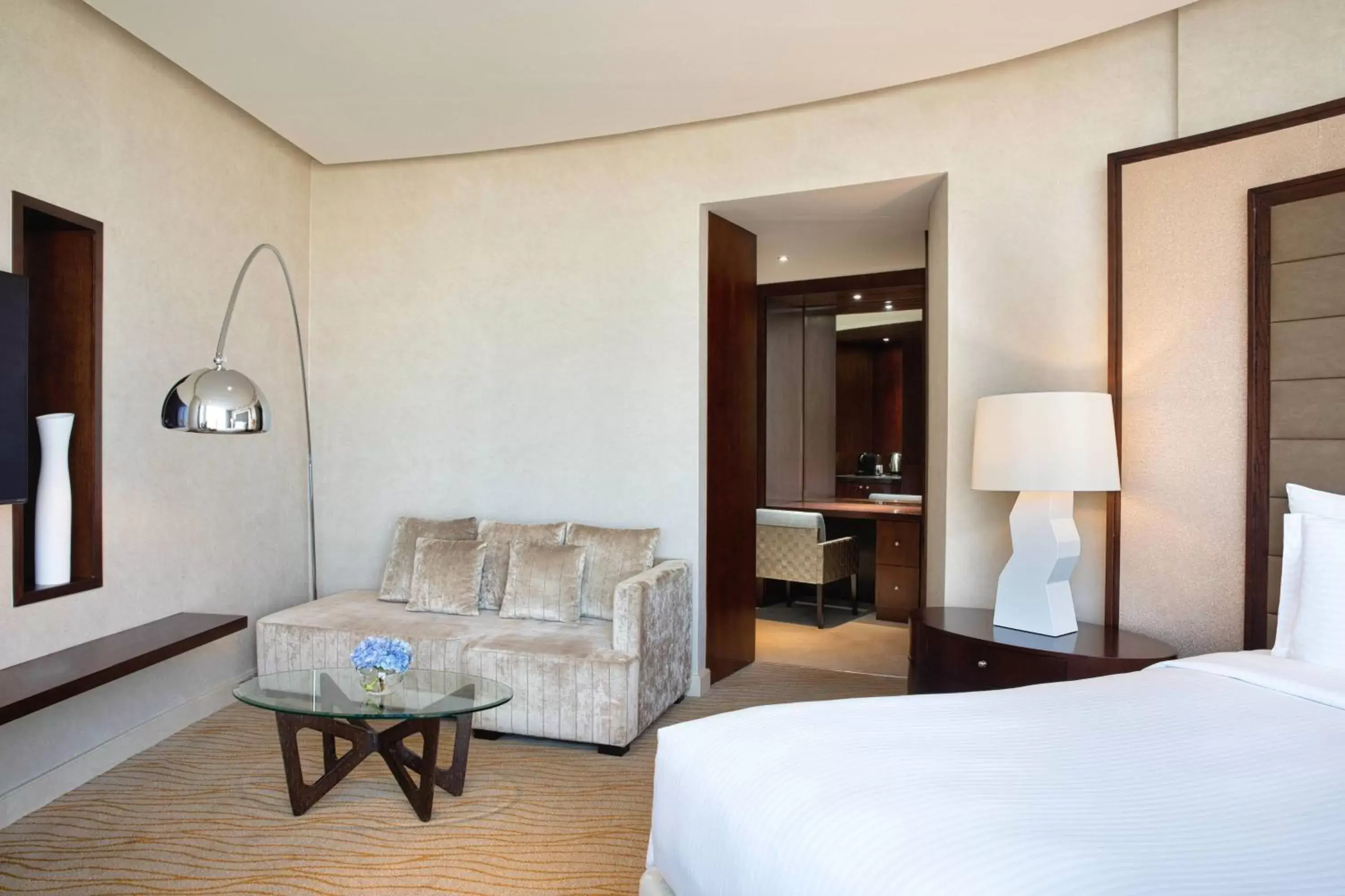Bedroom, Seating Area in JW Marriott Hotel Riyadh