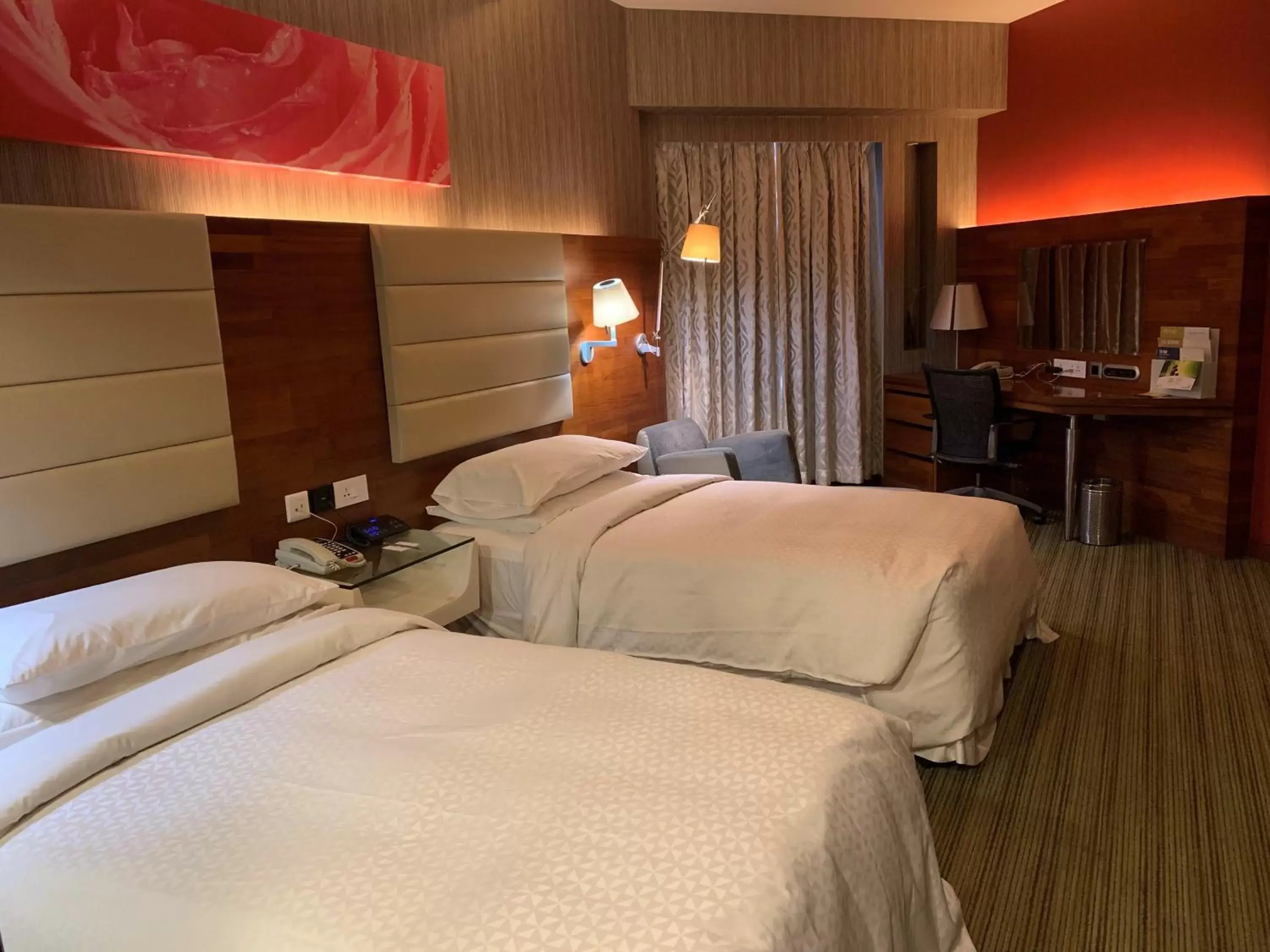 Bedroom, Bed in Four Points By Sheraton Visakhapatnam