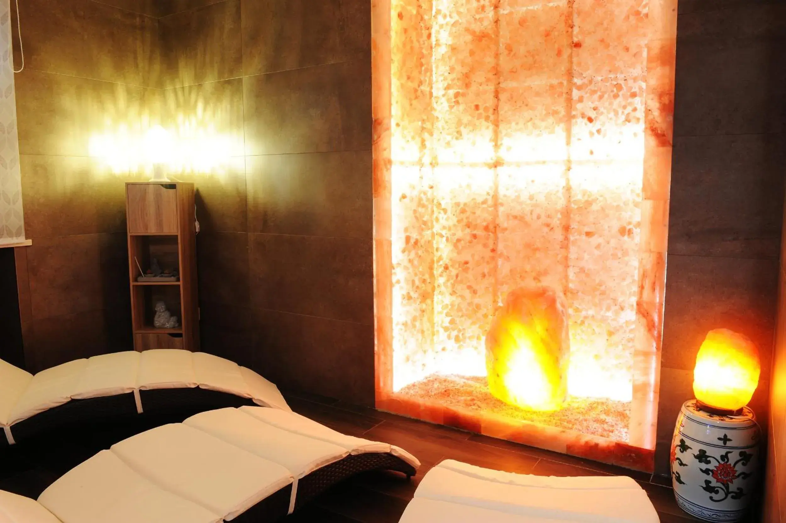 Sauna, Bed in Hotel Cristallo
