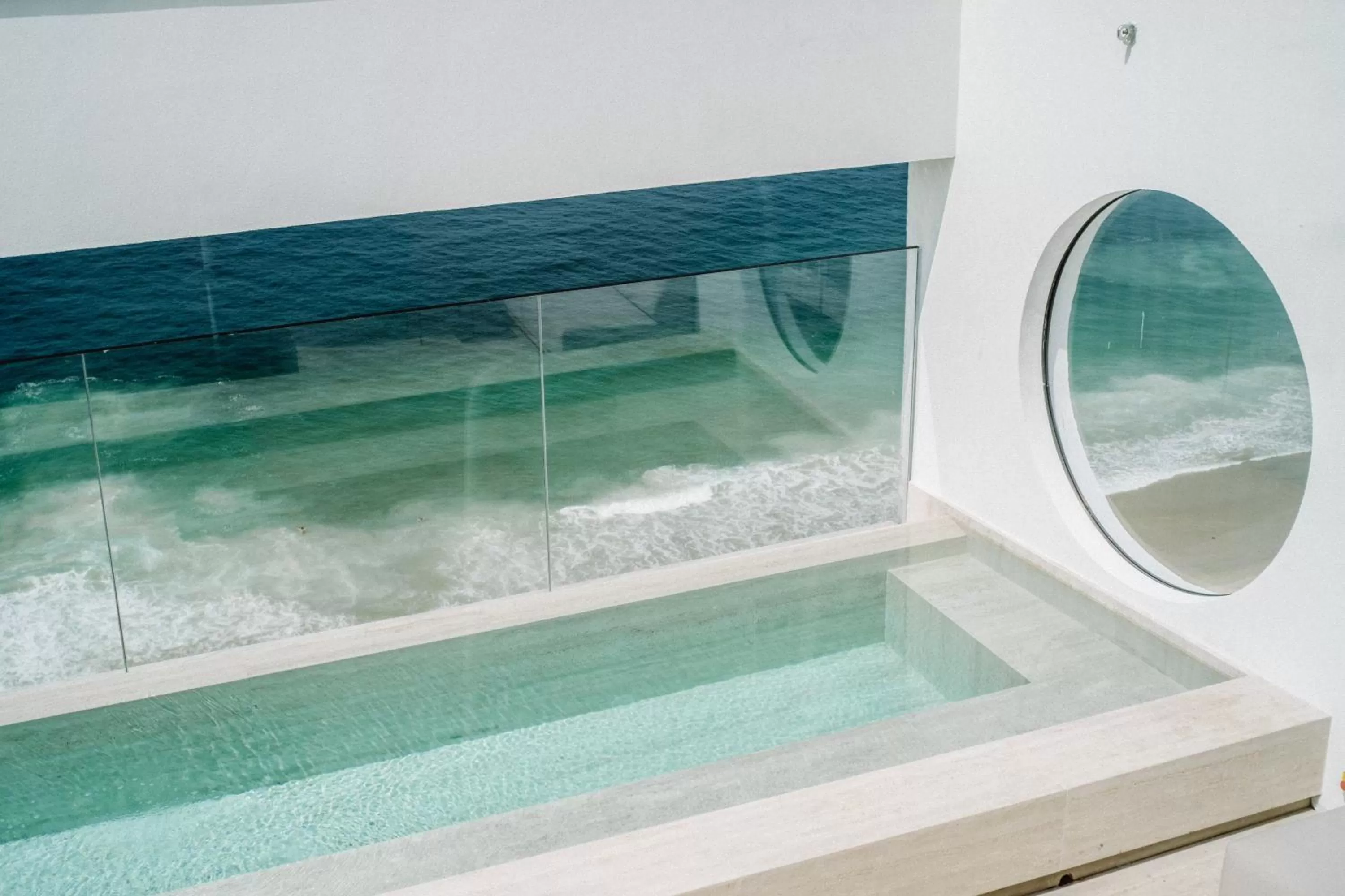 Pool view in JANEIRO Hotel