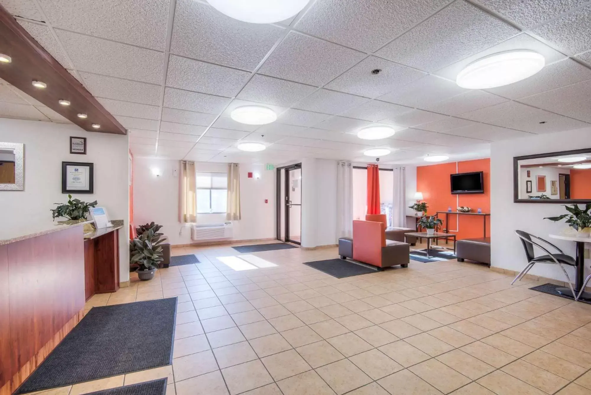 Lobby or reception, Lobby/Reception in Motel 6-Bridgeview, IL